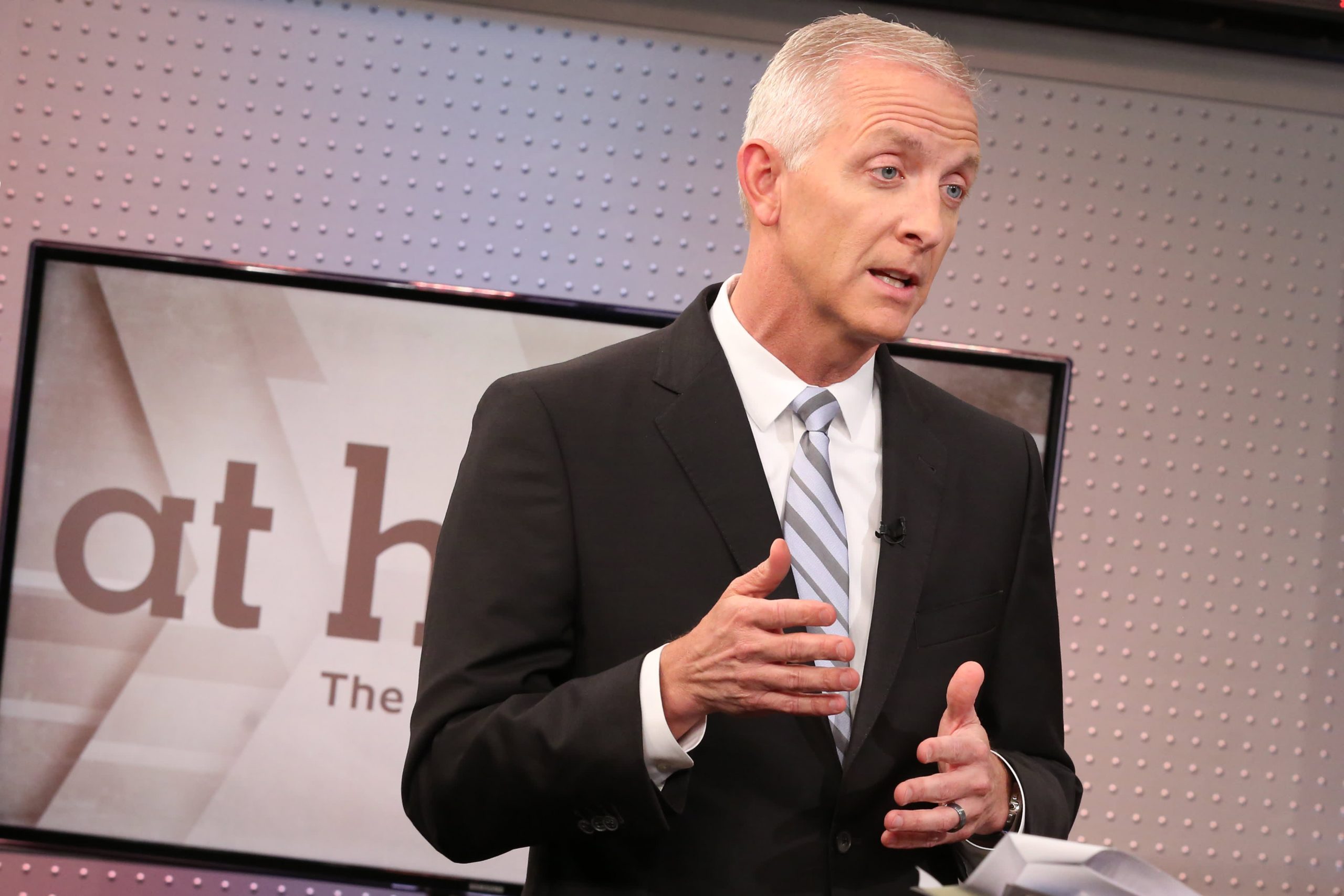 In line with At Dwelling CEO, the retailer can almost triple its variety of shops 2 According to At Home CEO, the retailer can nearly triple its number of stores