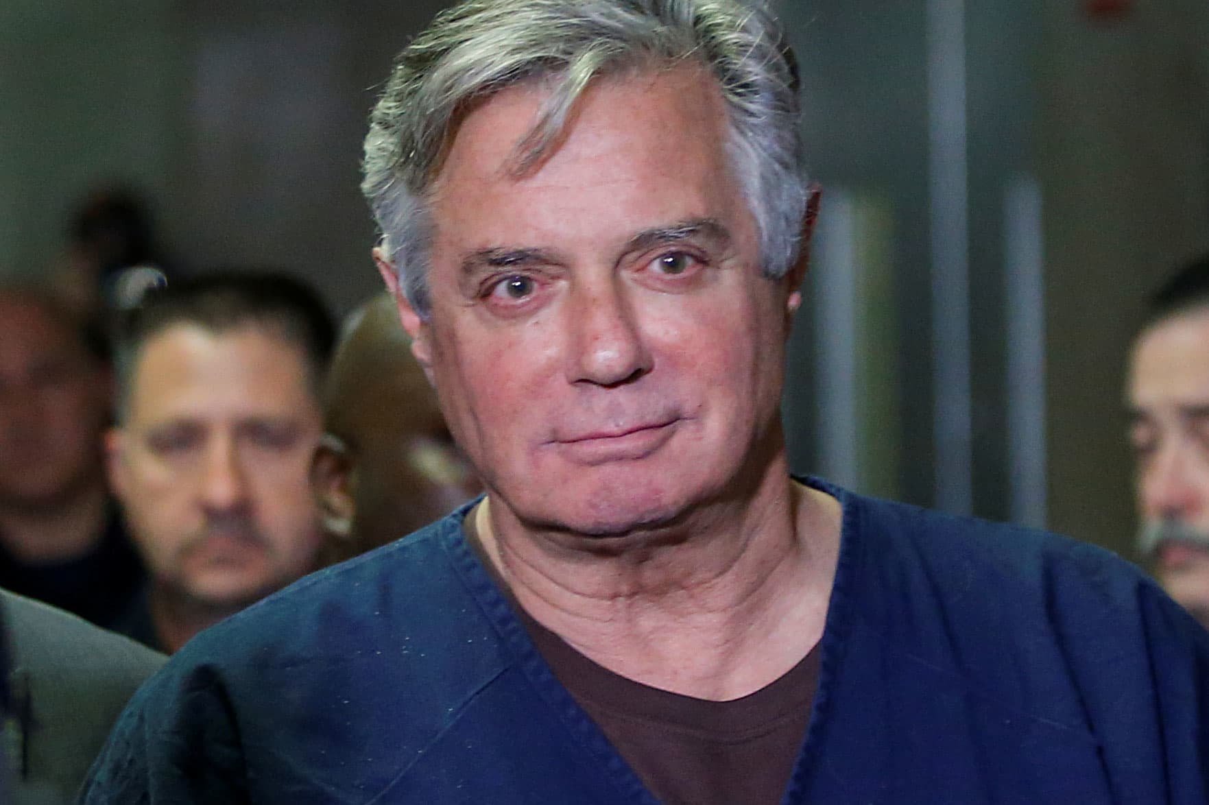 Trump apologizes to Paul Manafort, Roger Stone and Charles Kushner