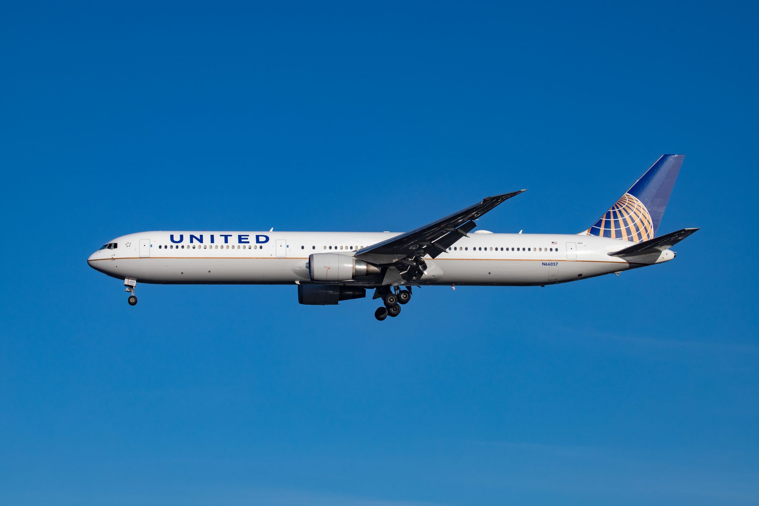 United Airlines relies on CO2 removal technology to offset emissions
