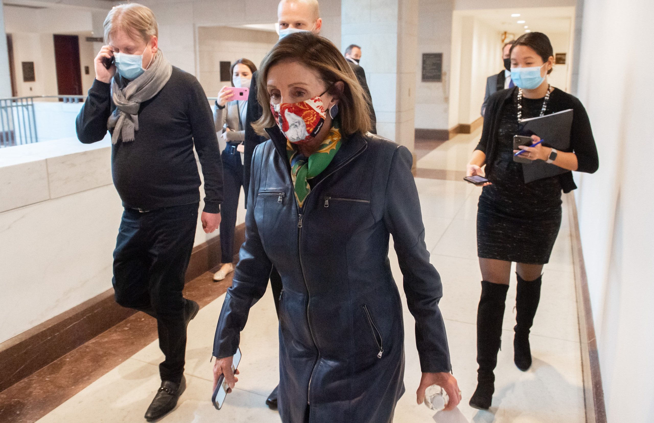 Trump signs bill to prevent government shutdown