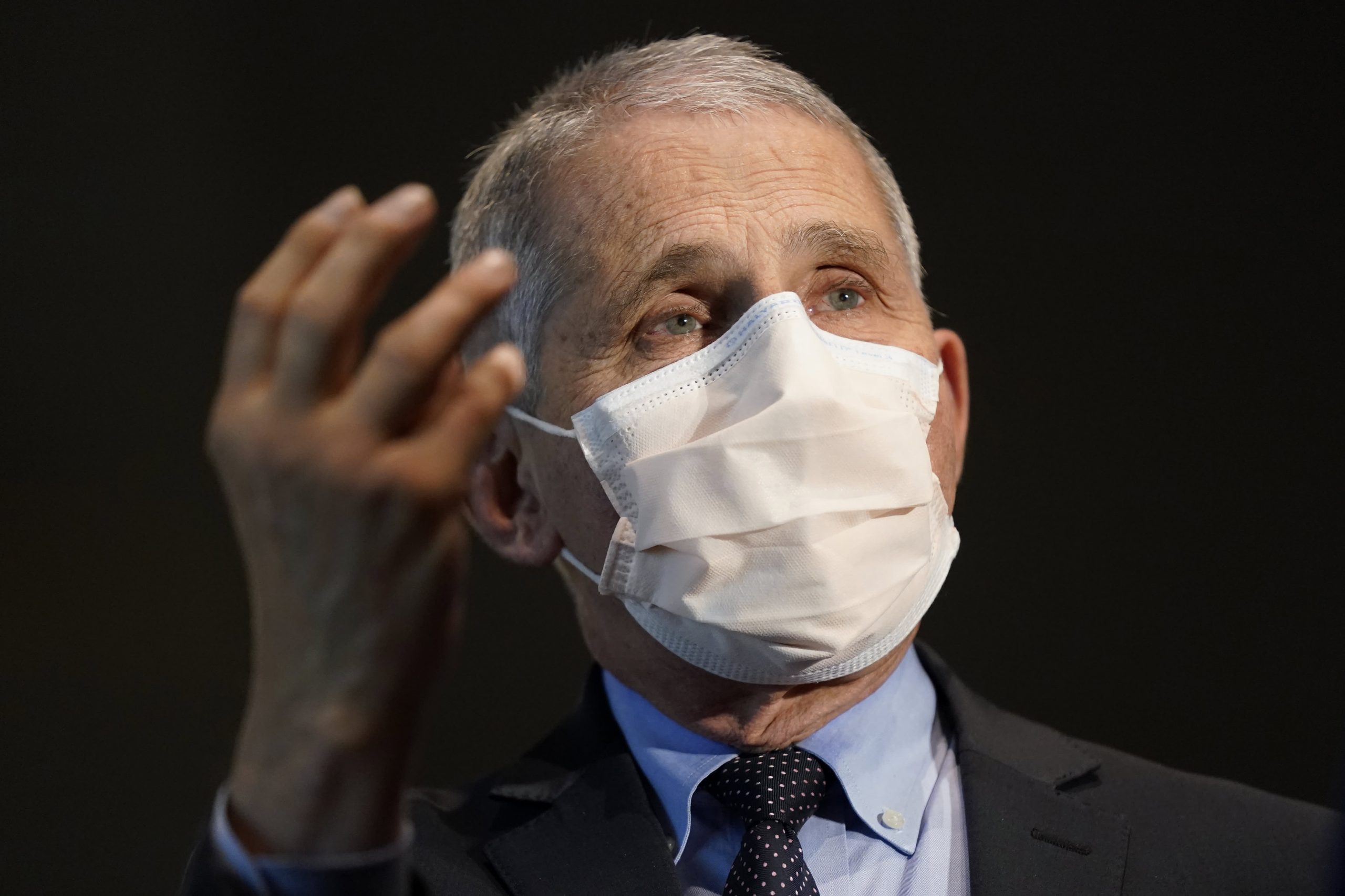 Fauci warns of an increase in Covid infections after Christmas