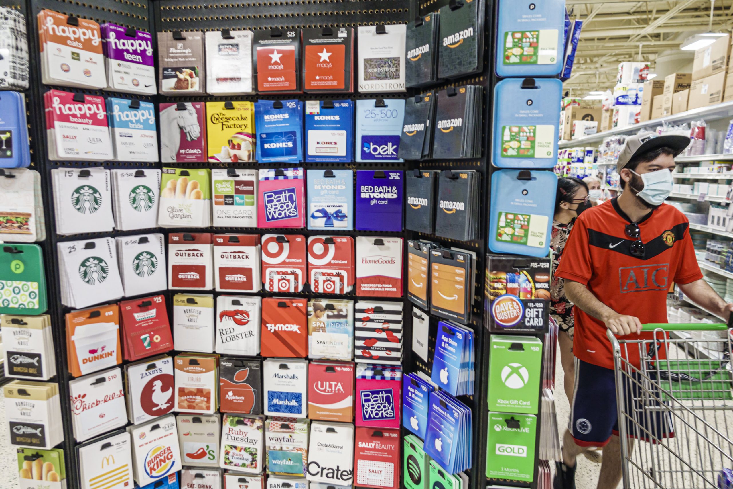 Buying Christmas Gift Cards Could Help Grow Retail Sales In 2021: Bill Simon
