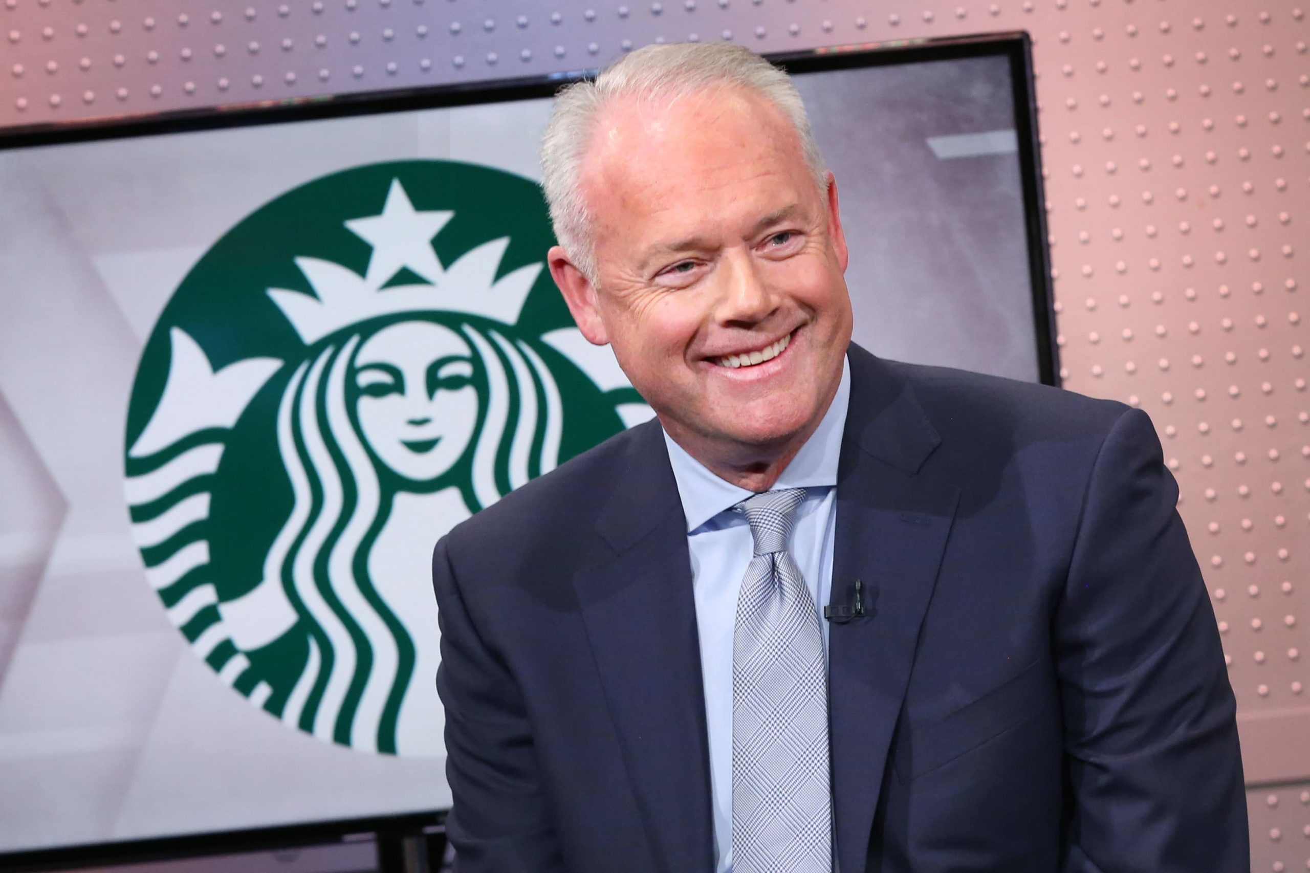Starbucks (SBUX) Q1 2021 Earnings Top Estimates