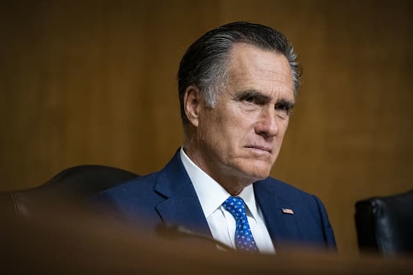 Republican senators present smaller Covid proposal