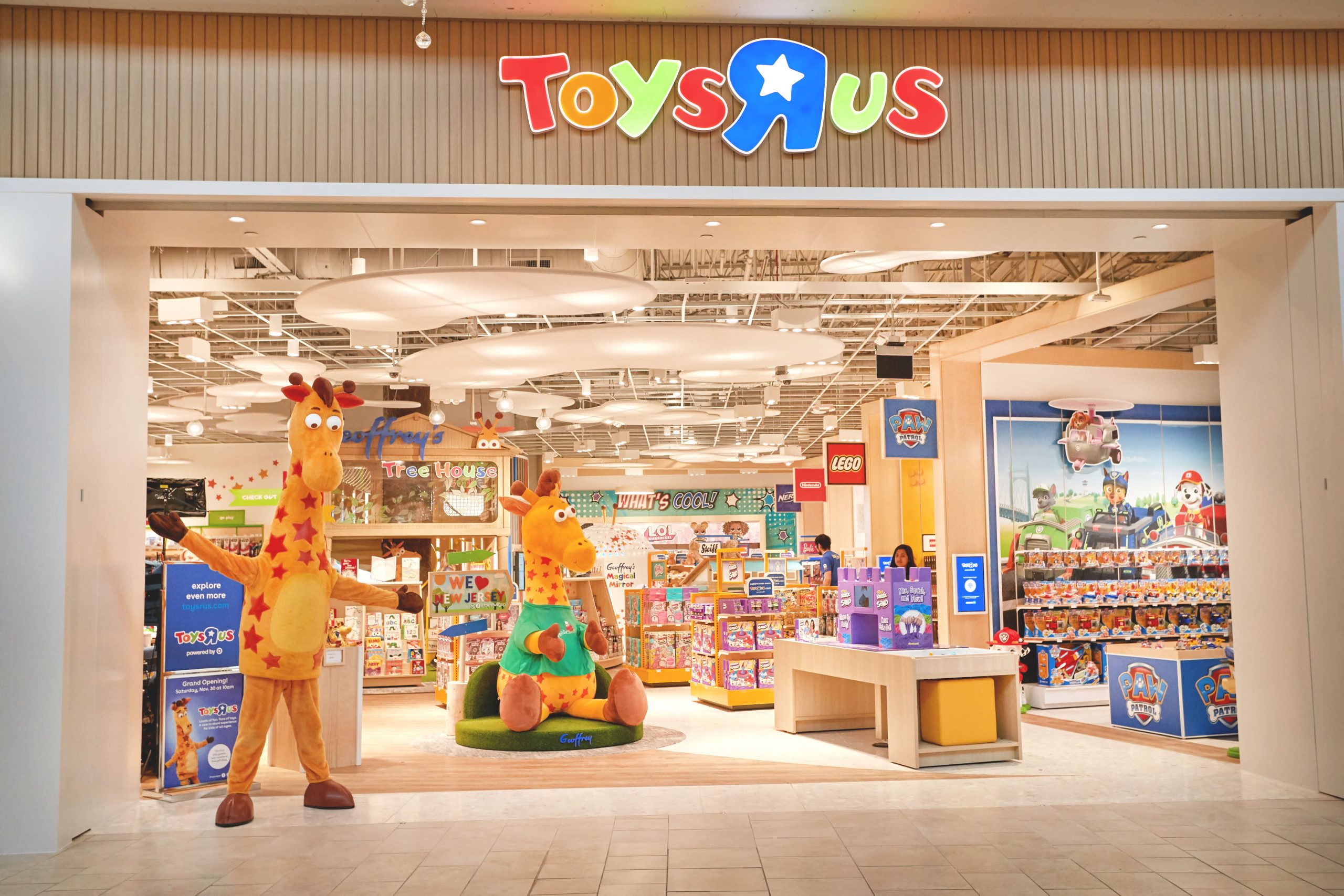 Toys R Us's last two stores in the US are reportedly permanently closed