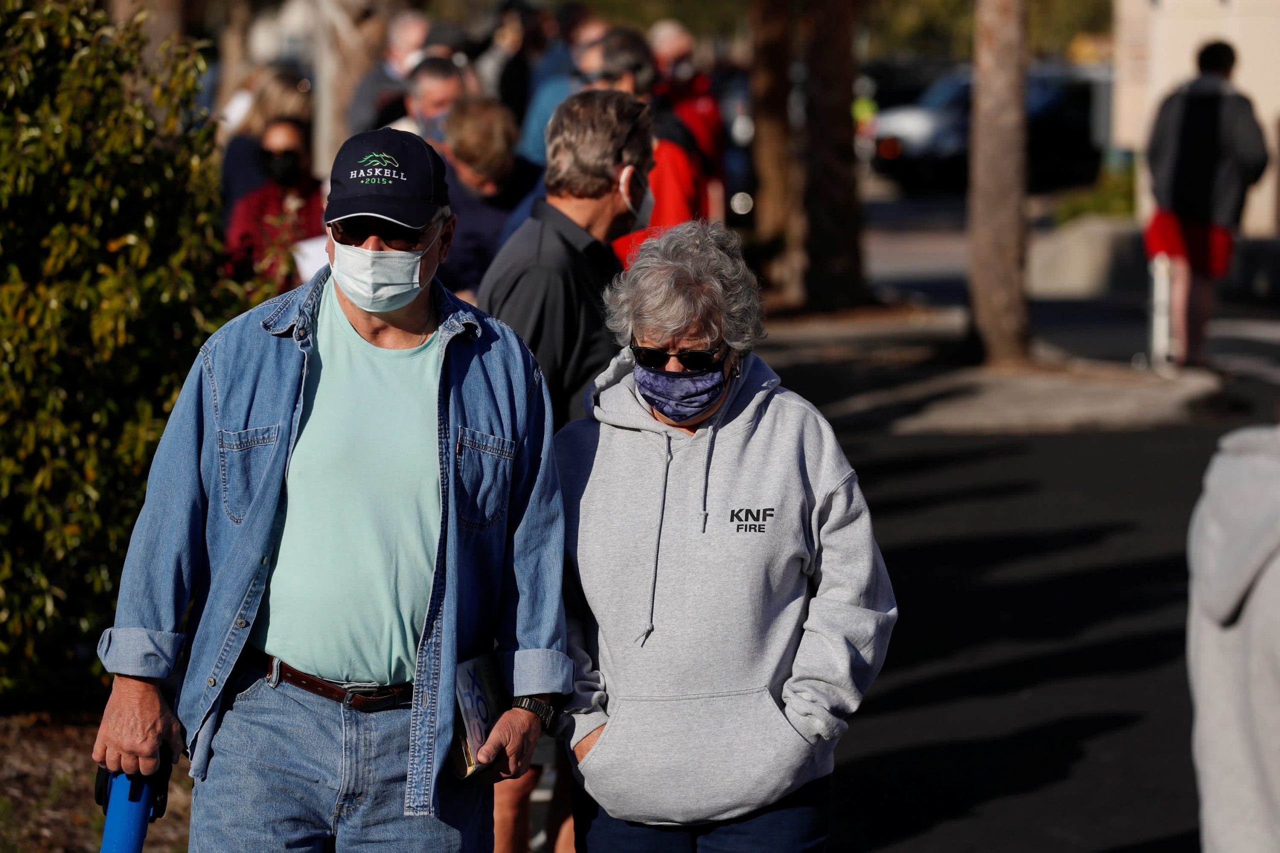 The hospital group is pushing the Trump administration for ongoing federal help with vaccine distribution