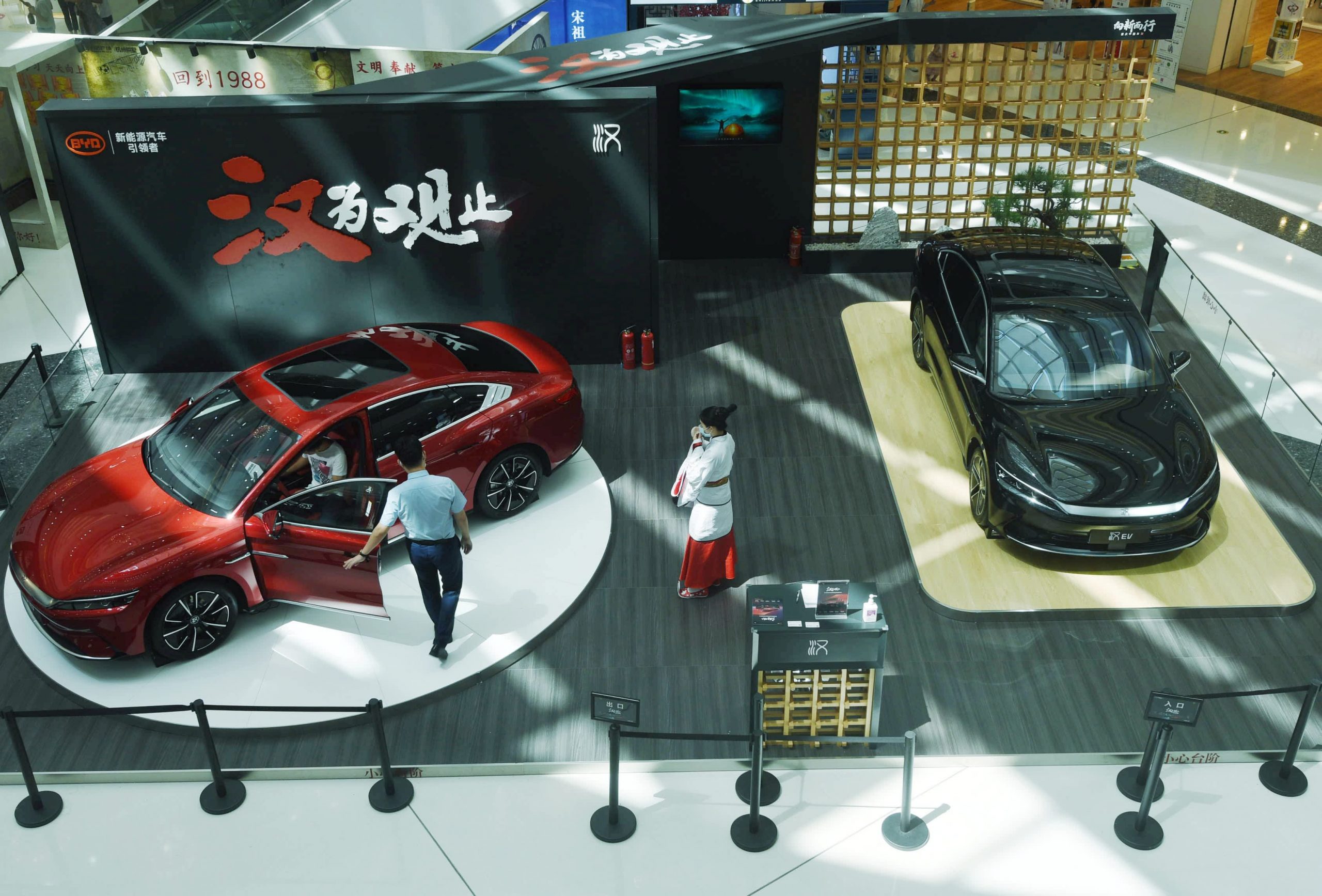 By Warren Buffett, BYD's Han Luxury Sedan Endorsed Top 10 Electric Cars Sold in China