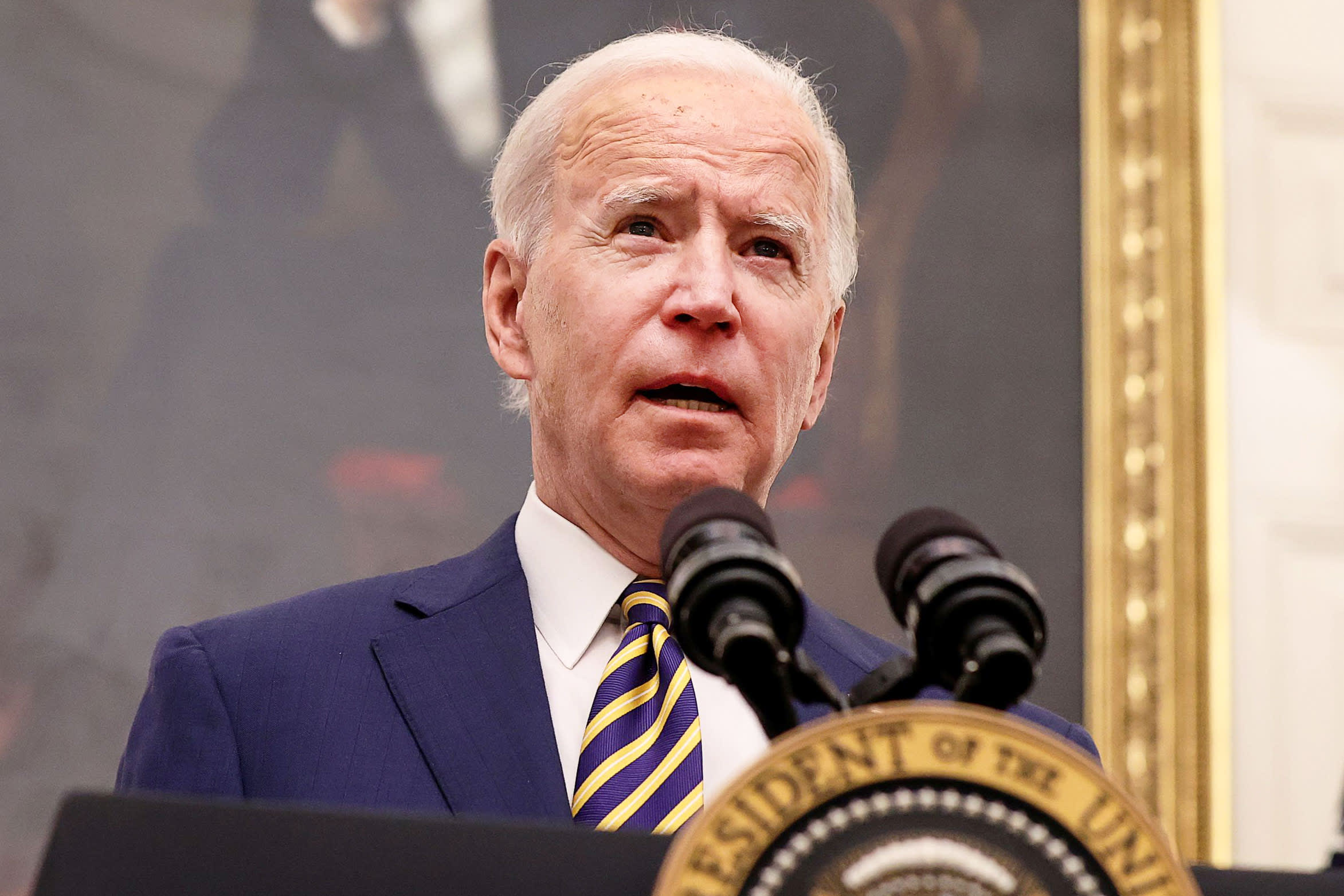 Why Biden "really wants to make a non-partisan deal"