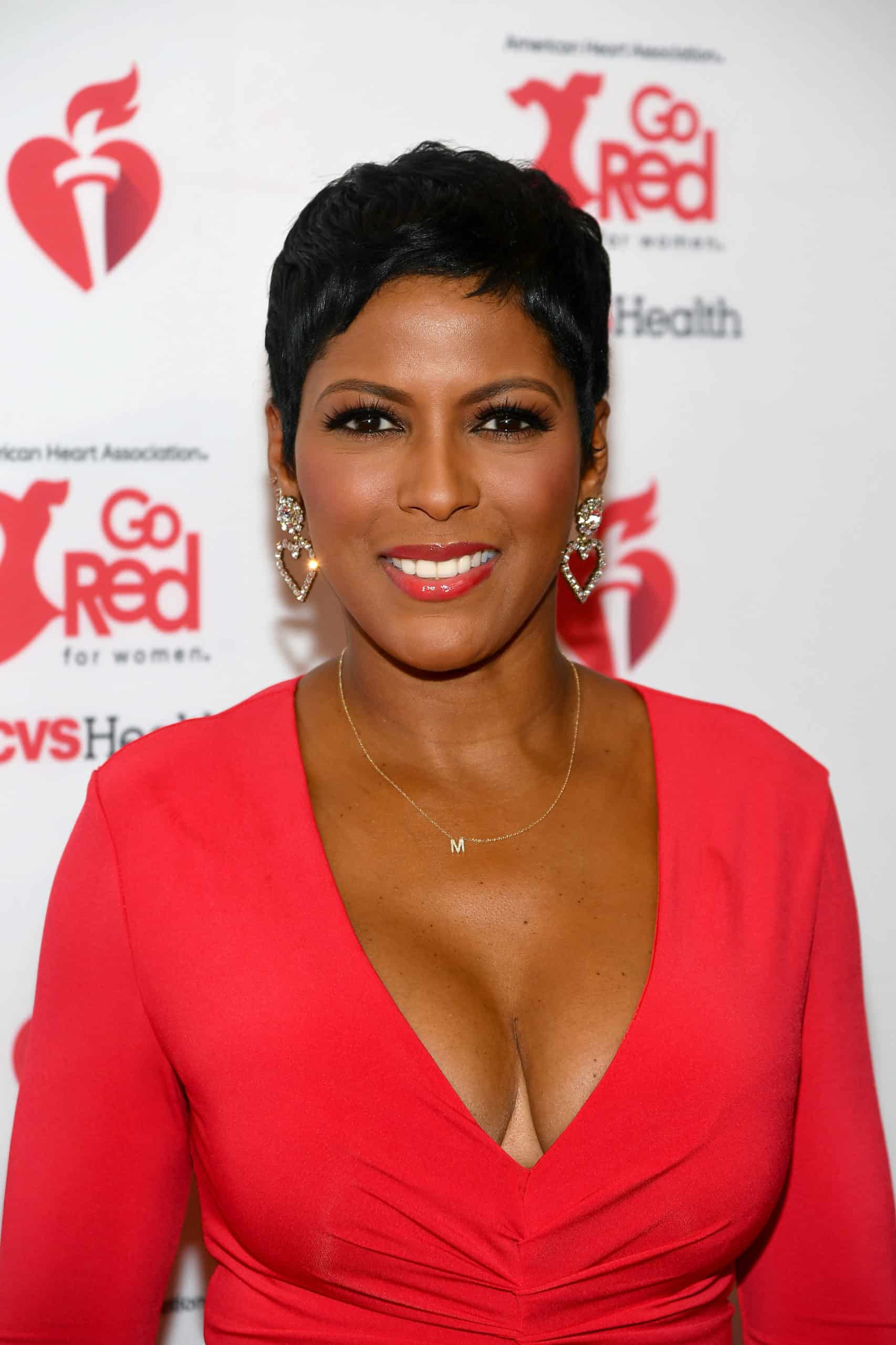 Tamron Hall surprises its fans by appearing in the #BussItChallenge