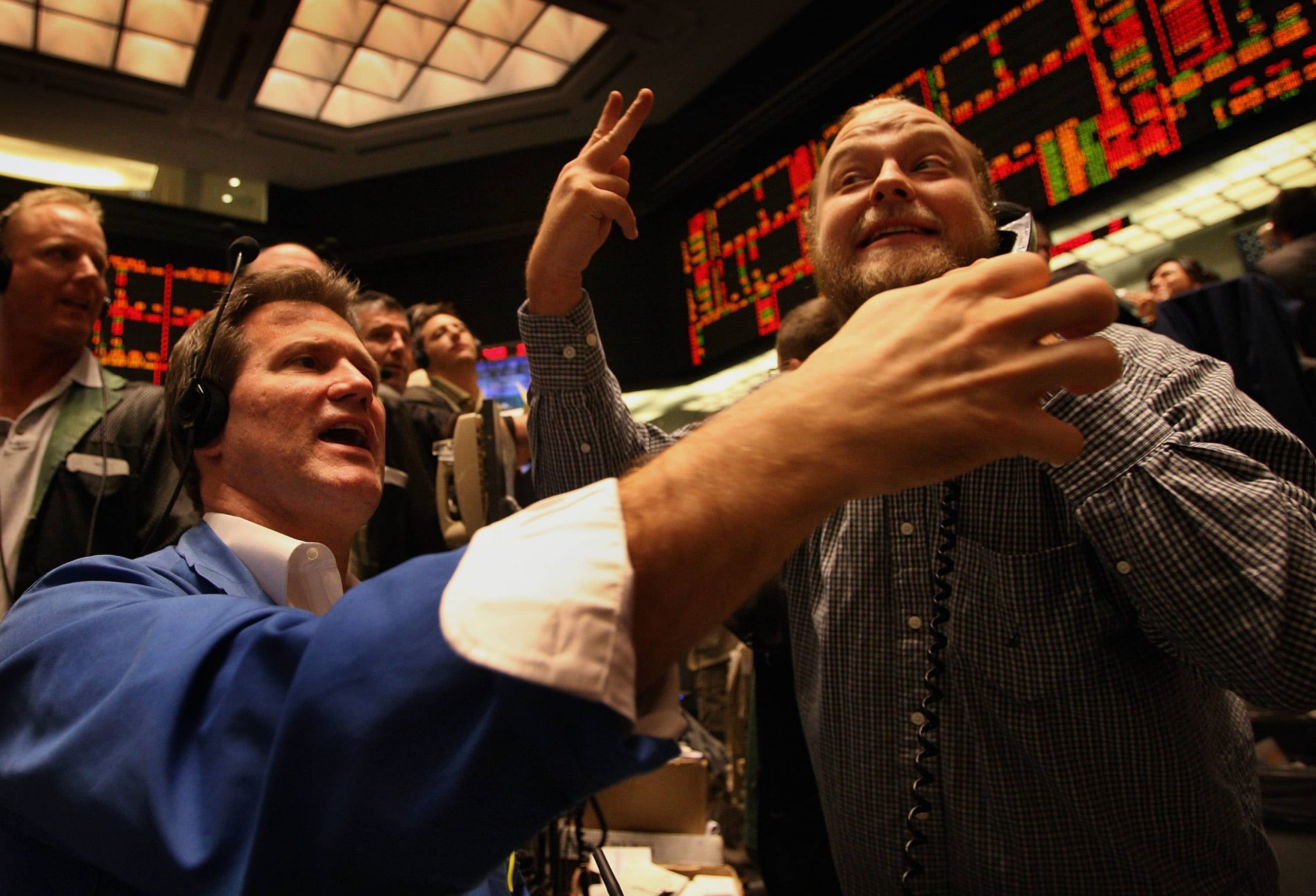 Government bond yields are falling amid calls for a reduced incentive