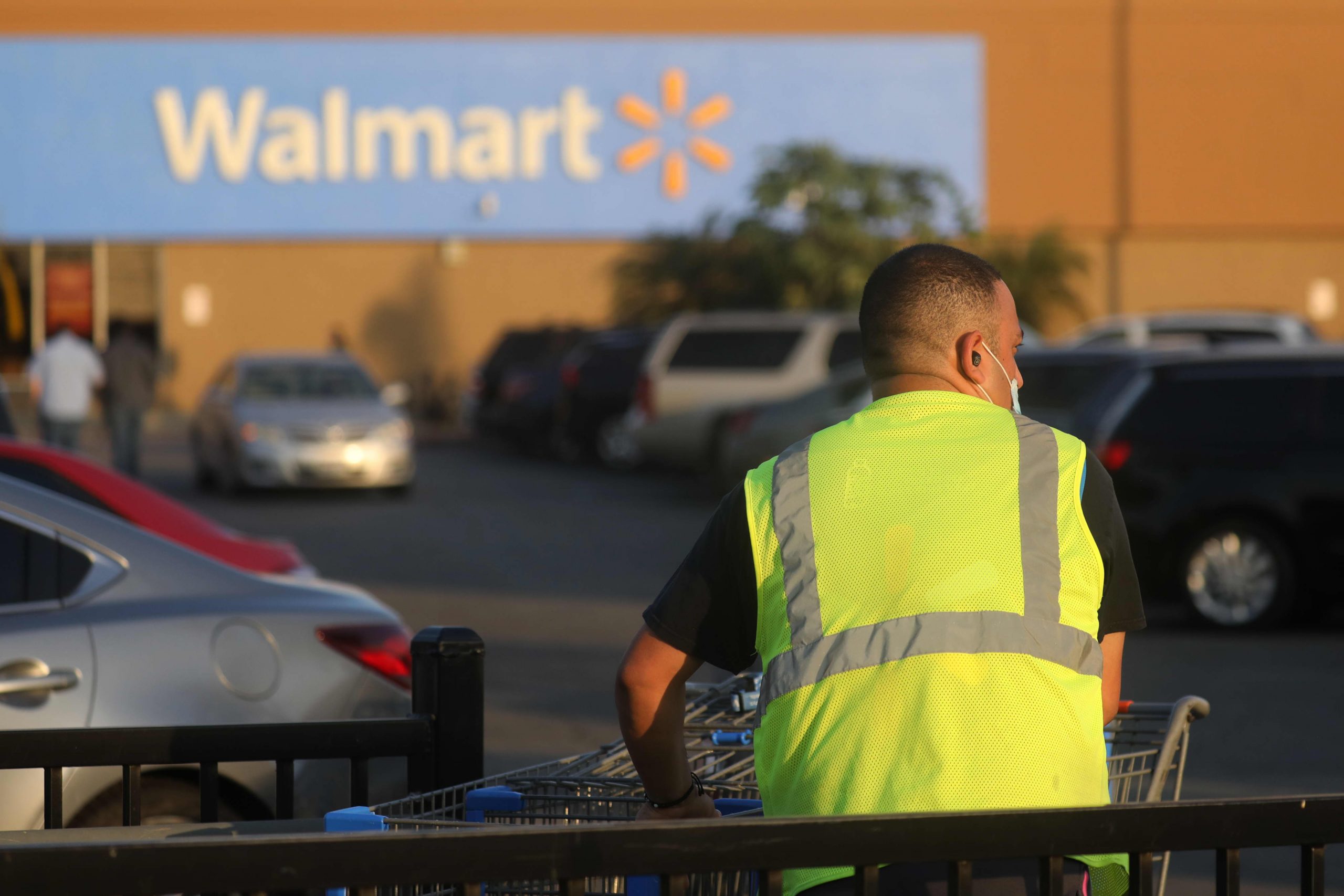 Walmart (WMT) outcomes This fall 2021 1 Walmart (WMT) results Q4 2021