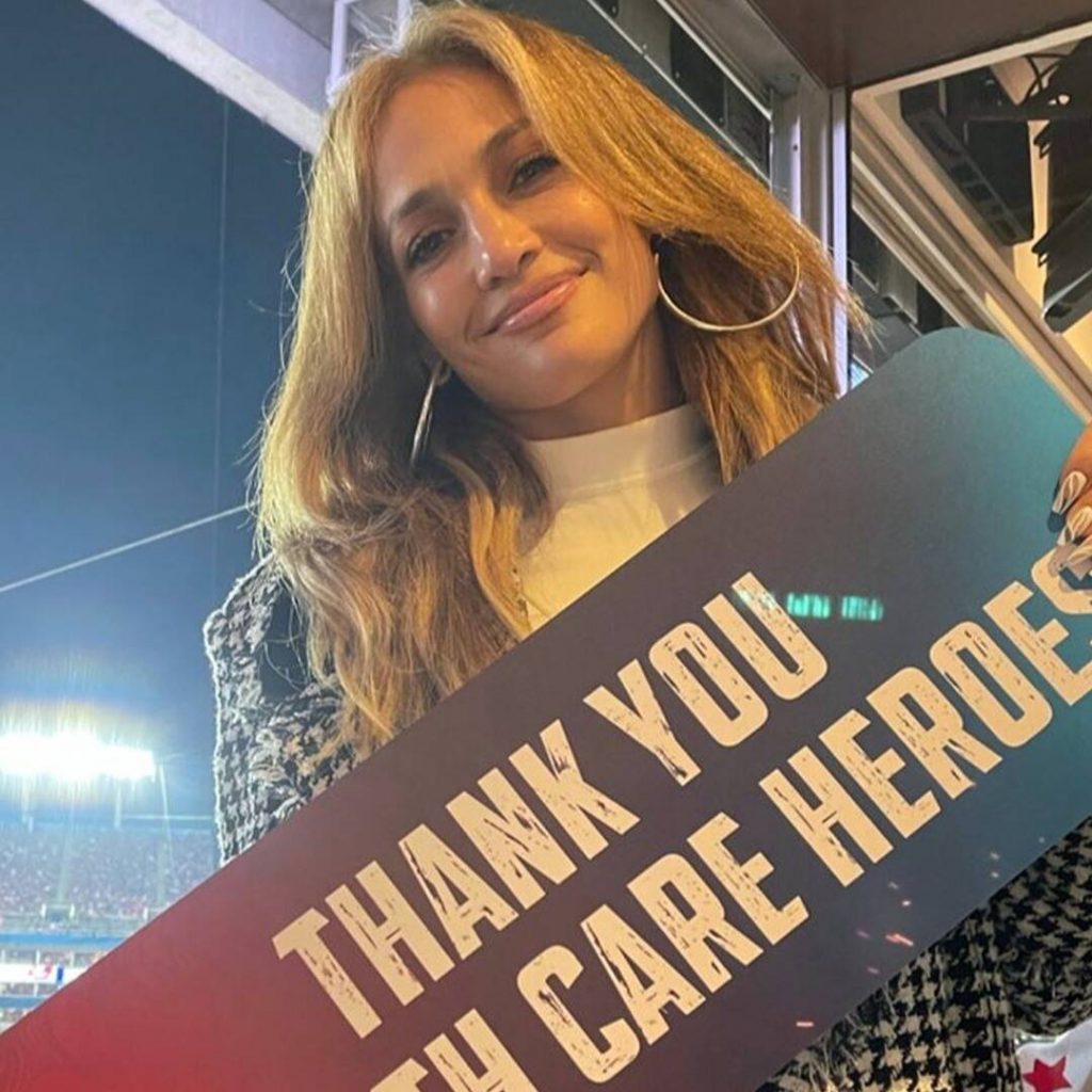 Jennifer Lopez And Alex Rodriguez Stay It Out On The 2021 Tremendous Bowl • MV TELEGRAPH - Vimarsana News