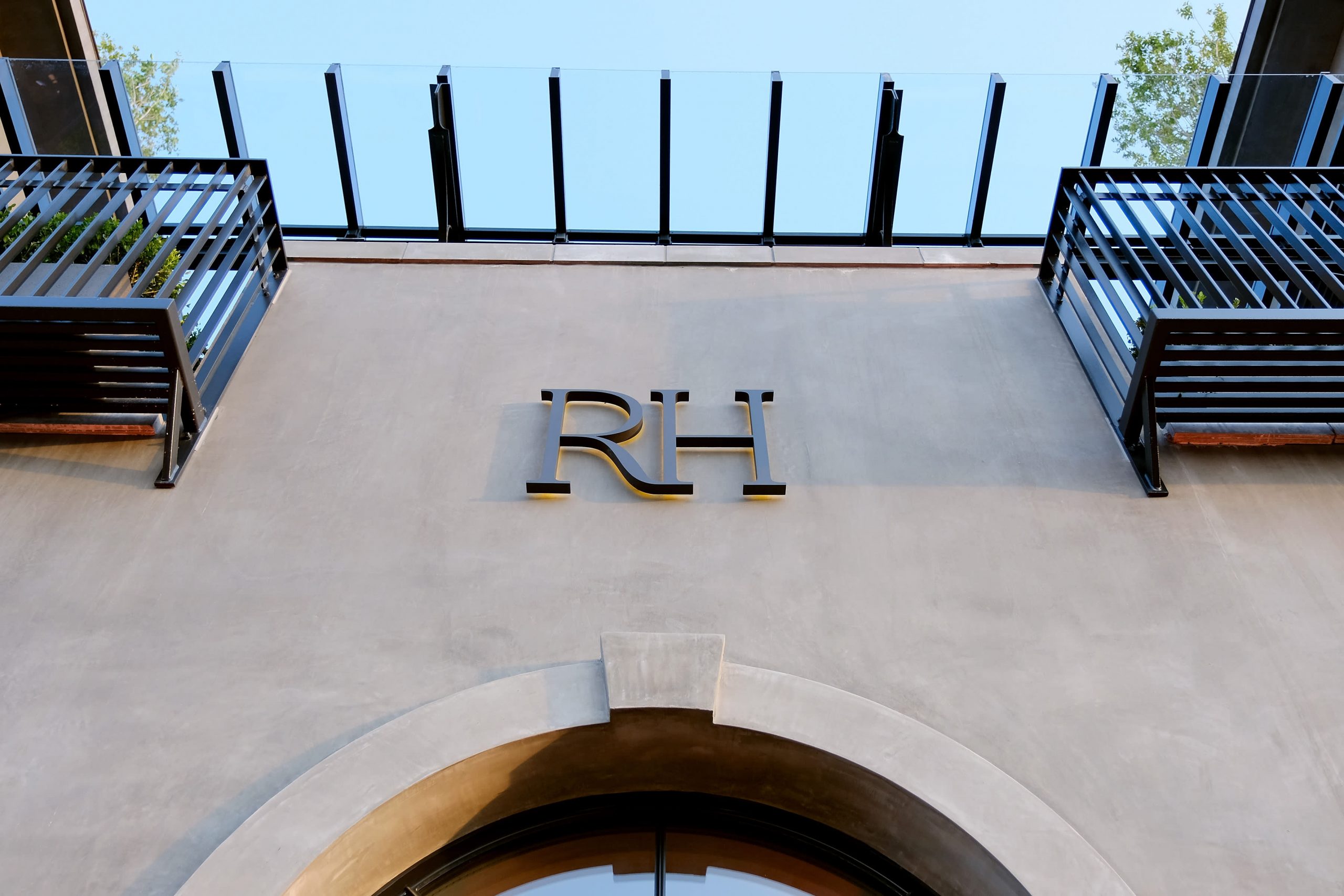 RH (RH) results for the fourth quarter of 2020