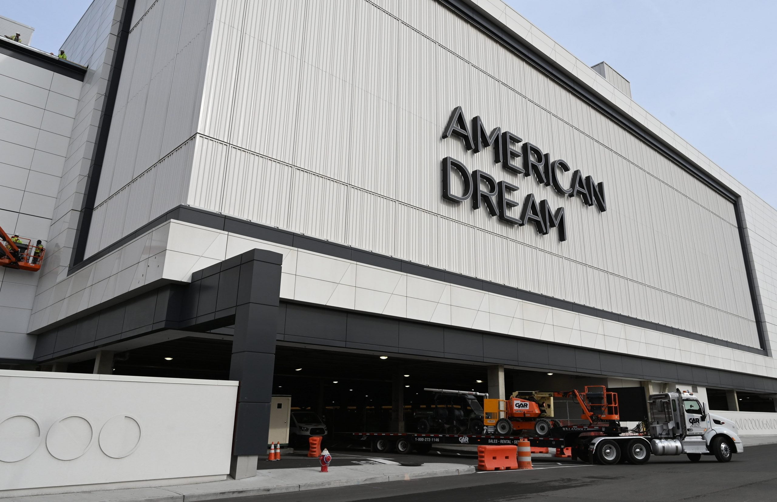 American Dream Owners Delayed, and Lenders Involved in Other Malls: Report