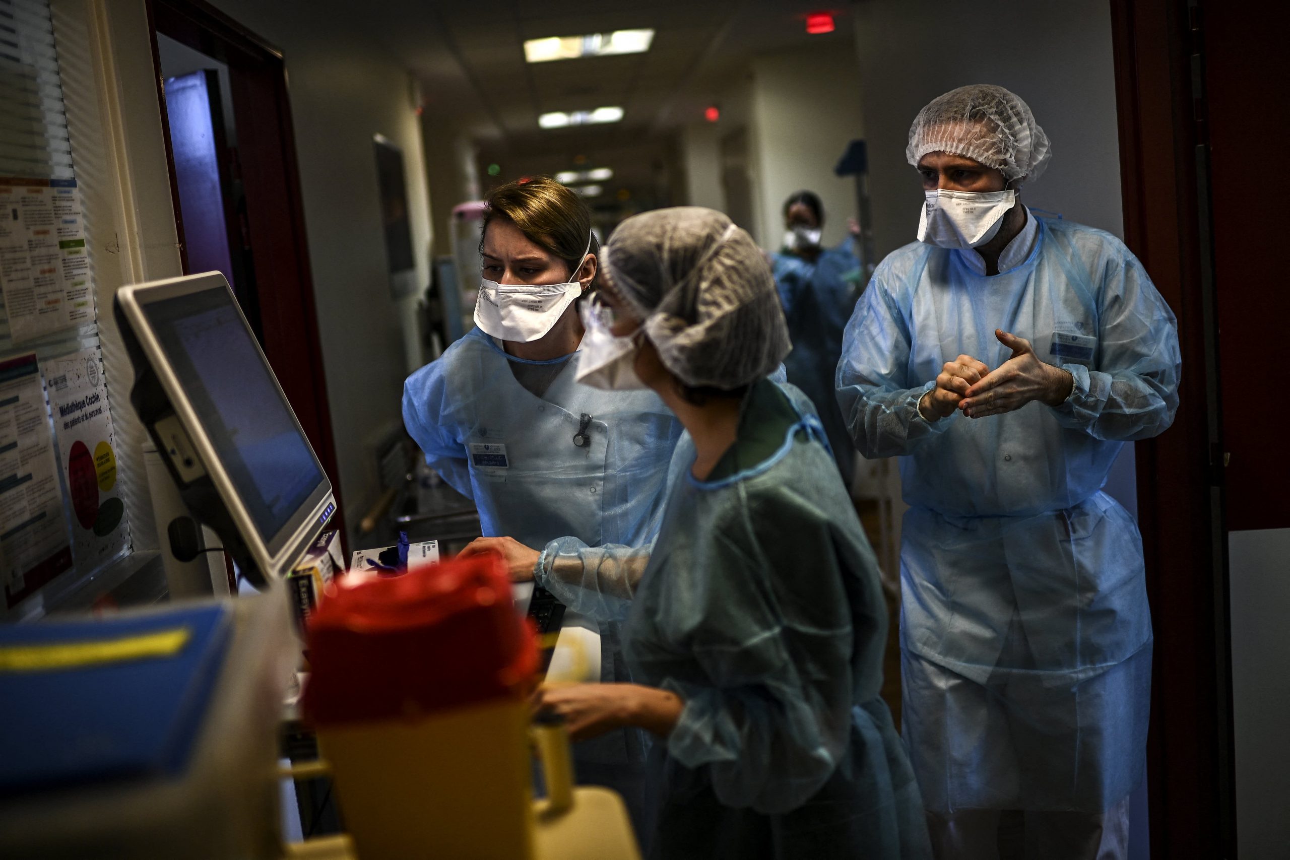 The third wave of Covid hits Europe, France and Germany