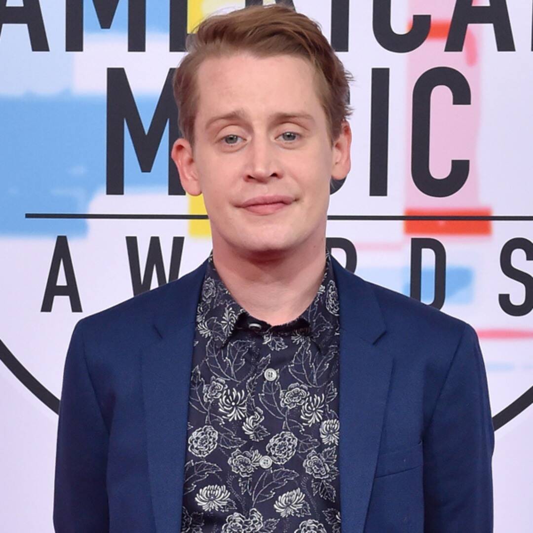 See the first picture of Macaulay Culkin in the American Horror Story
