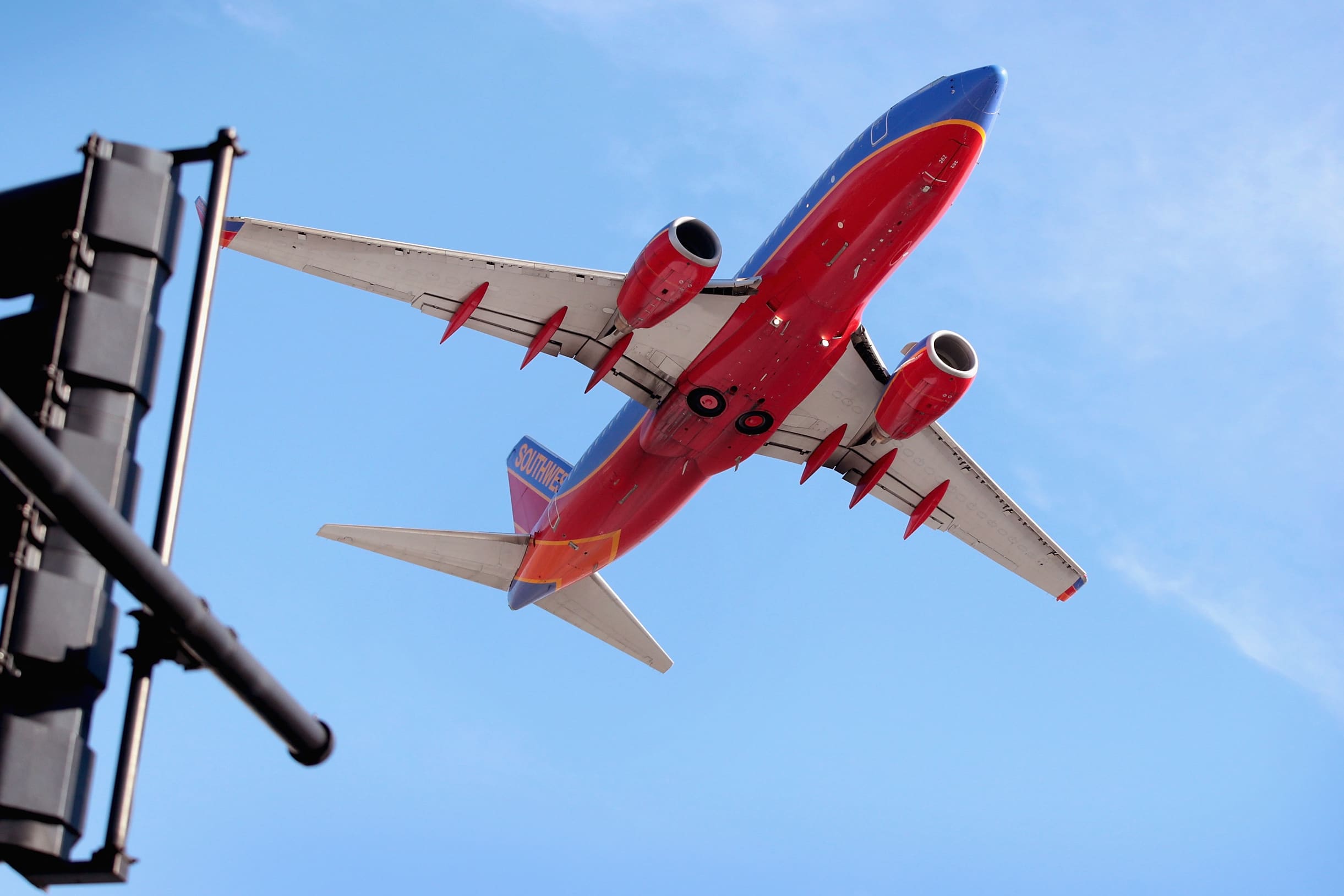 Southwest Airlines (LUV) and American Airlines (AAL) earnings for the first quarter of 2021