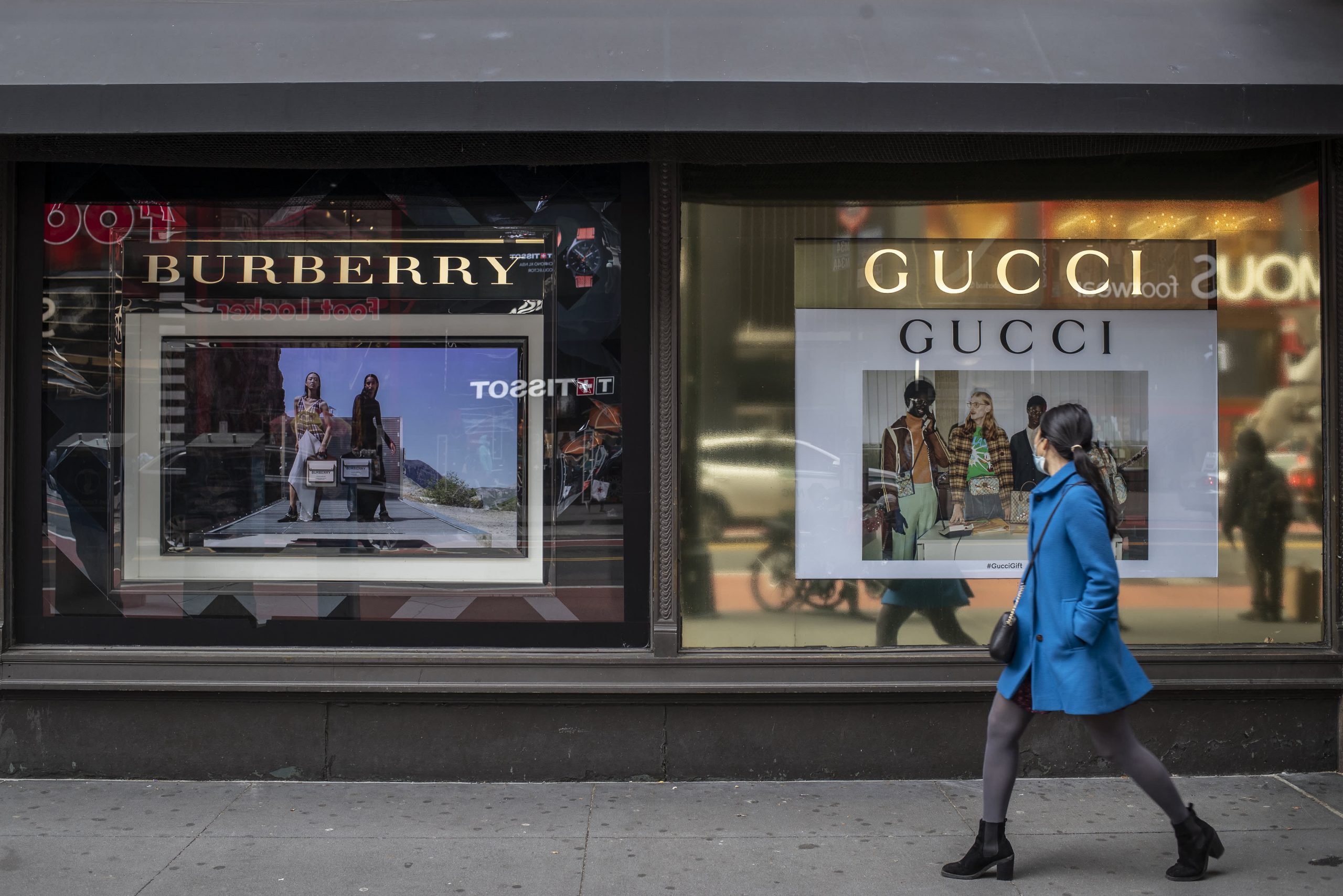 From Gucci Baggage to Google Shares, Here is What You Can Do with Stimulus Examine 1 From Gucci Bags to Google Stocks, Here's What You Can Do with Stimulus Check