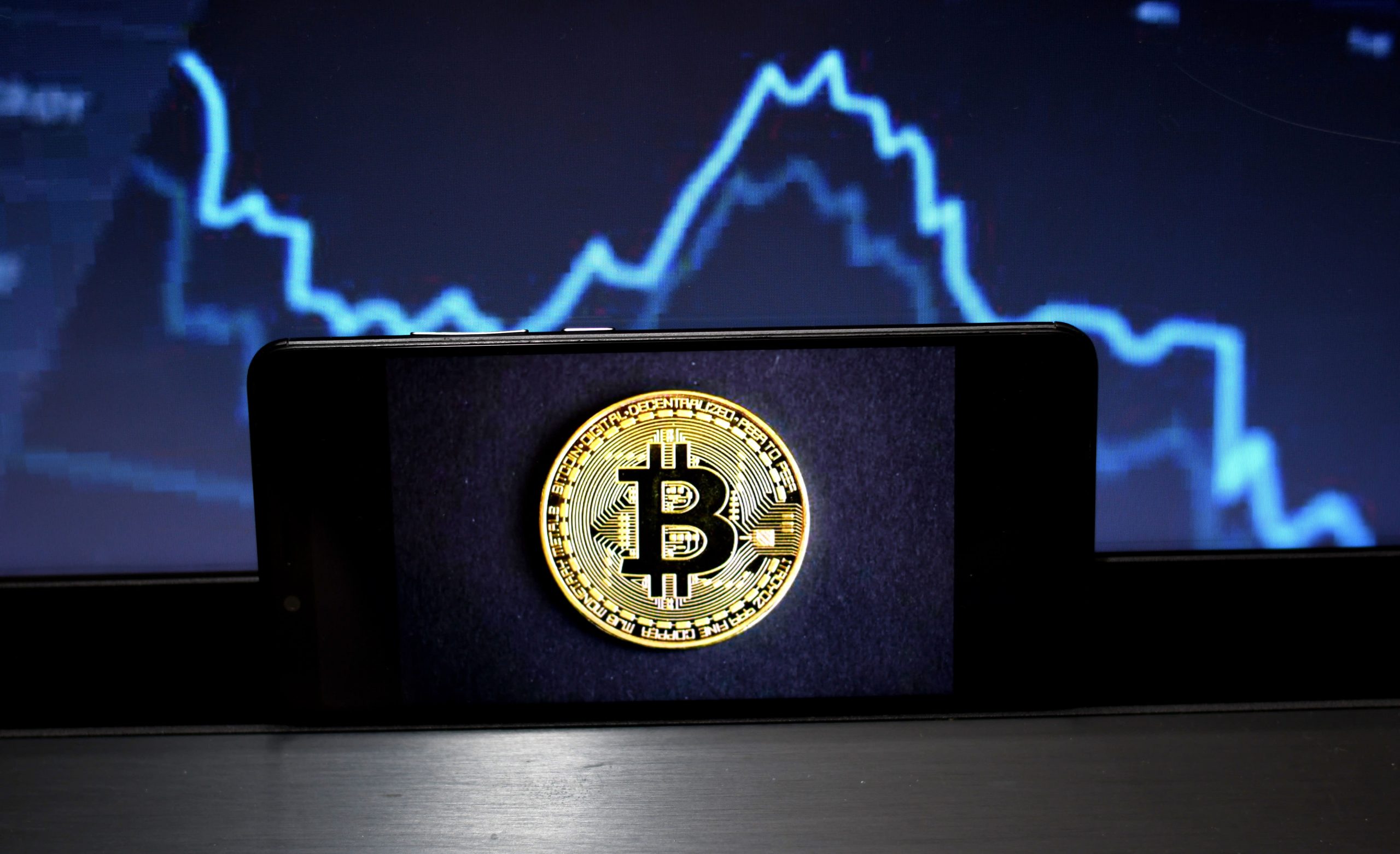 Bitcoin (BTC) value is falling as $ 260 billion wiped away cryptocurrencies 1 Bitcoin (BTC) price is falling as $ 260 billion wiped away cryptocurrencies