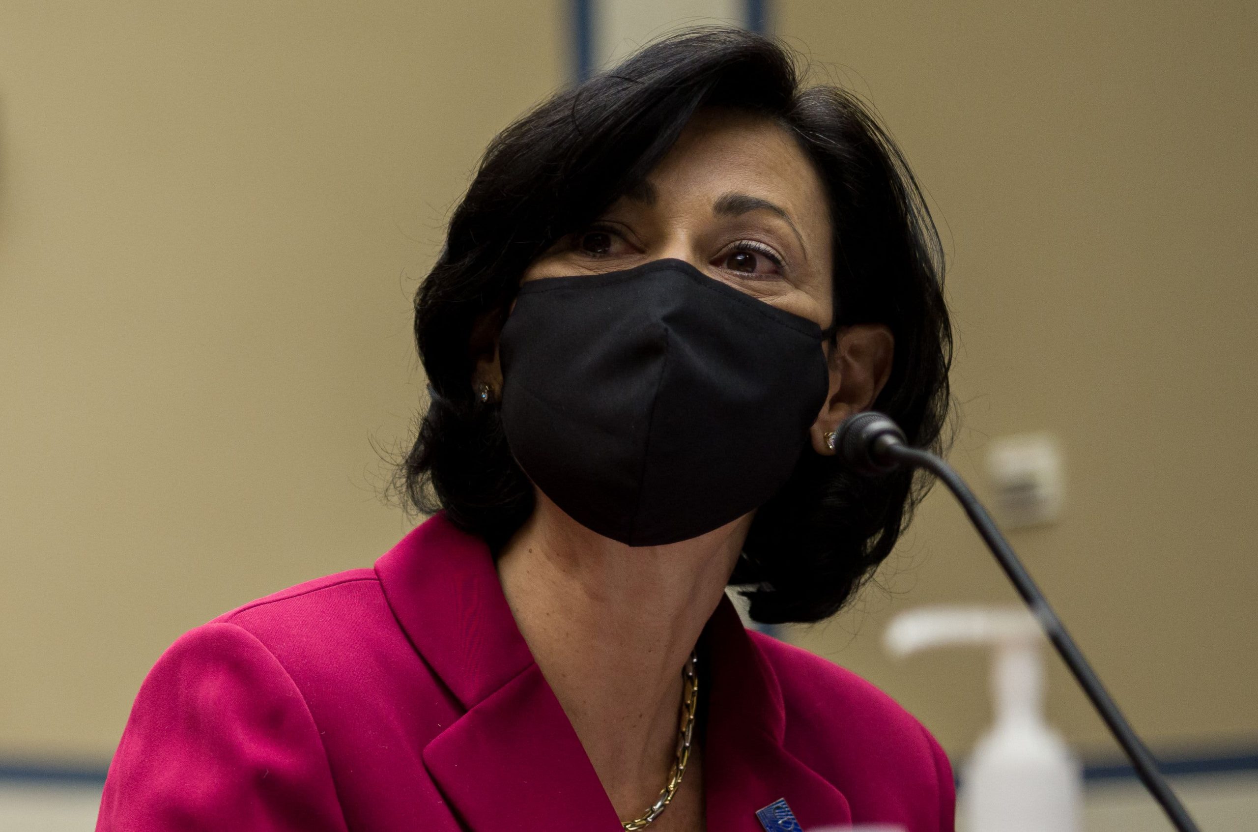 Fewer than 6,000 fully vaccinated Americans have signed Covid