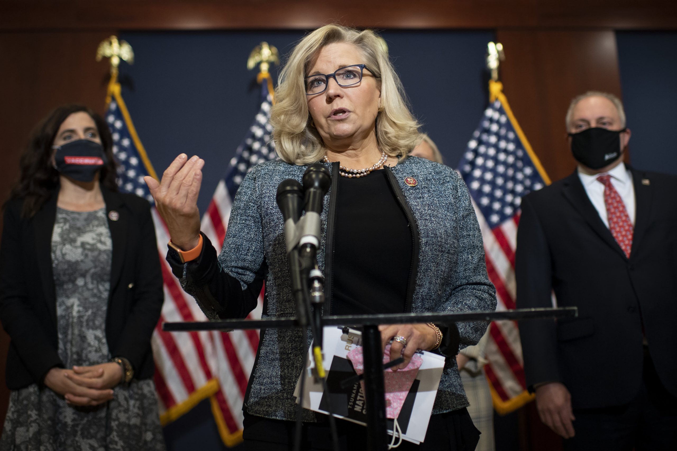 MP Liz Cheney urges Republicans to reject Trump's "personality cult".