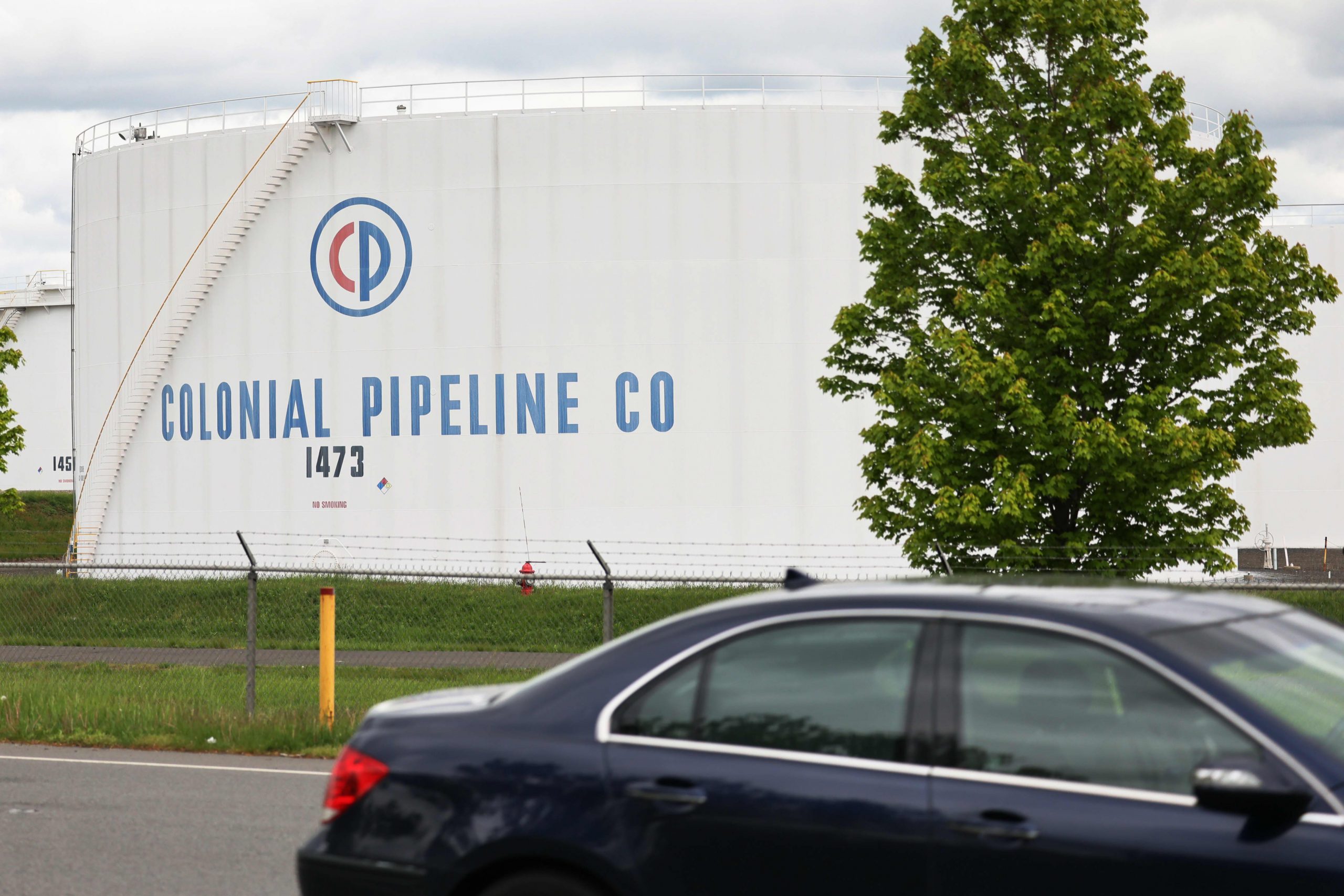 Mark Warner calls for mandatory reporting of hacks following an attack on the Colonial Pipeline