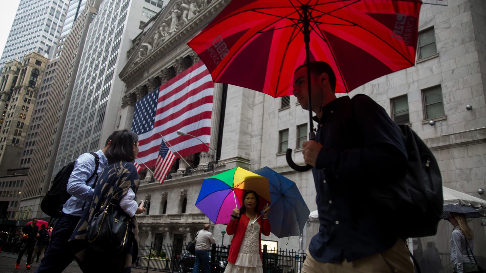 Tech stocks are posting their worst two-week stretch since the pandemic began