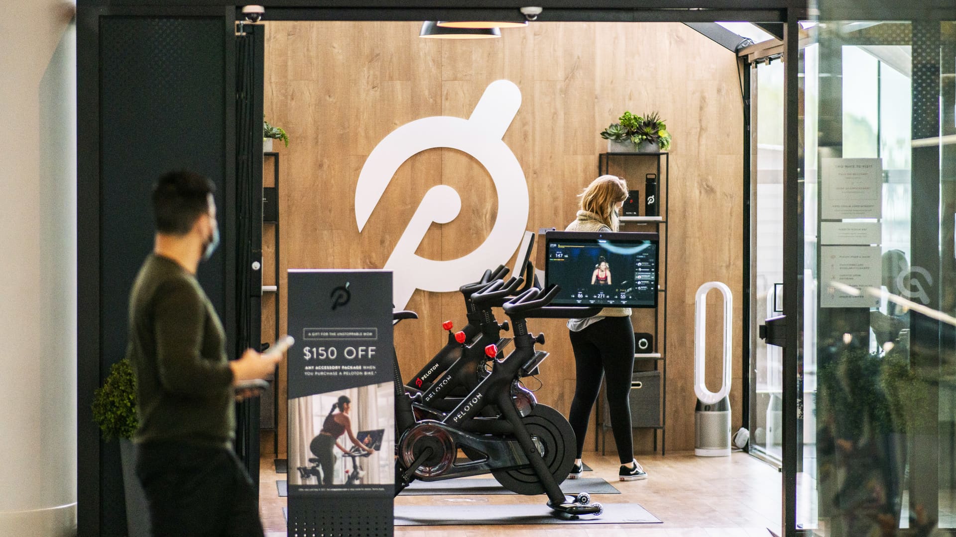 Peloton cuts 500 jobs and has 6 months to show how it can grow, CEO says