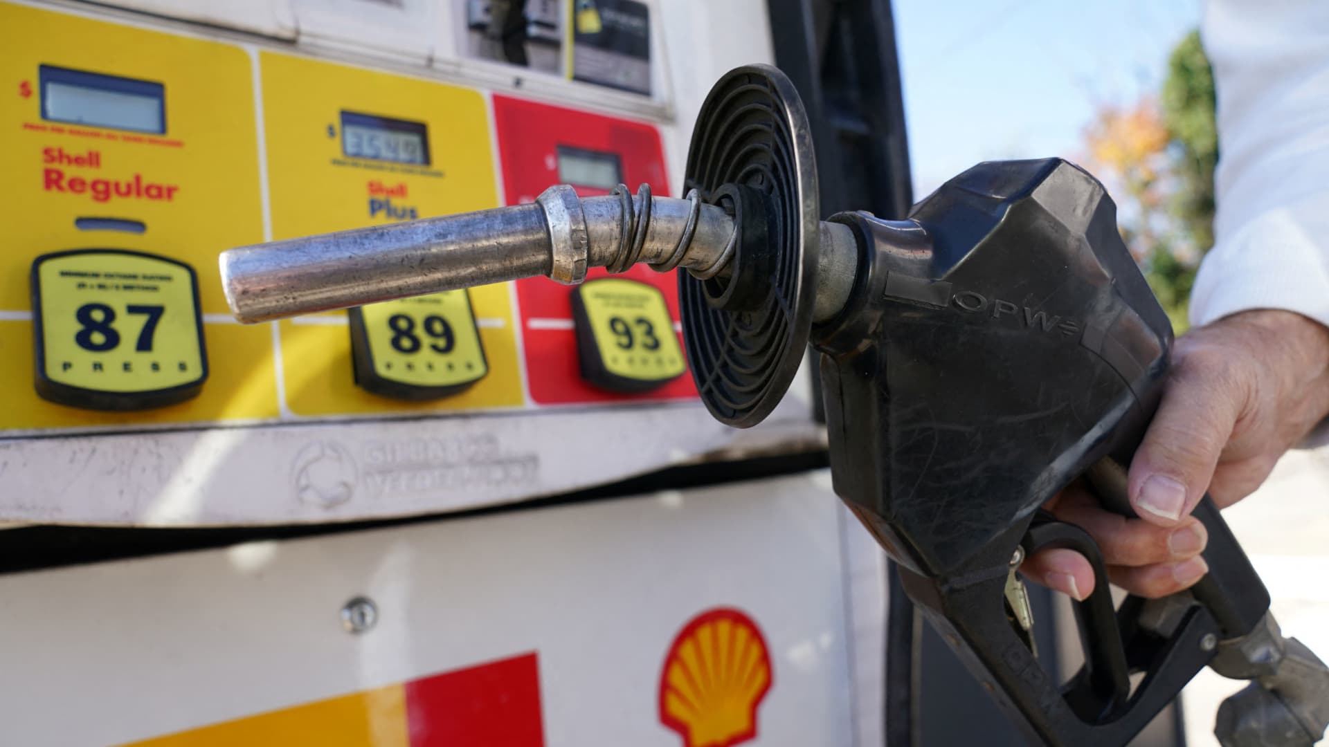 Why New Jersey Will not Let Individuals Pump Their Personal Fuel 8 Why New Jersey Won't Let People Pump Their Own Gas