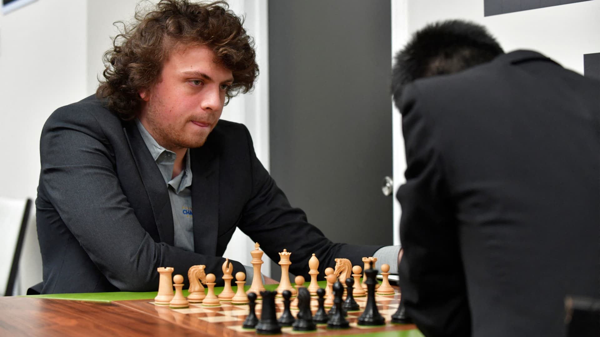 Hans Niemann is suing Magnus Carlsen and others for $100 million over chess dishonest claims 3 Hans Niemann is suing Magnus Carlsen and others for $100 million over chess cheating claims