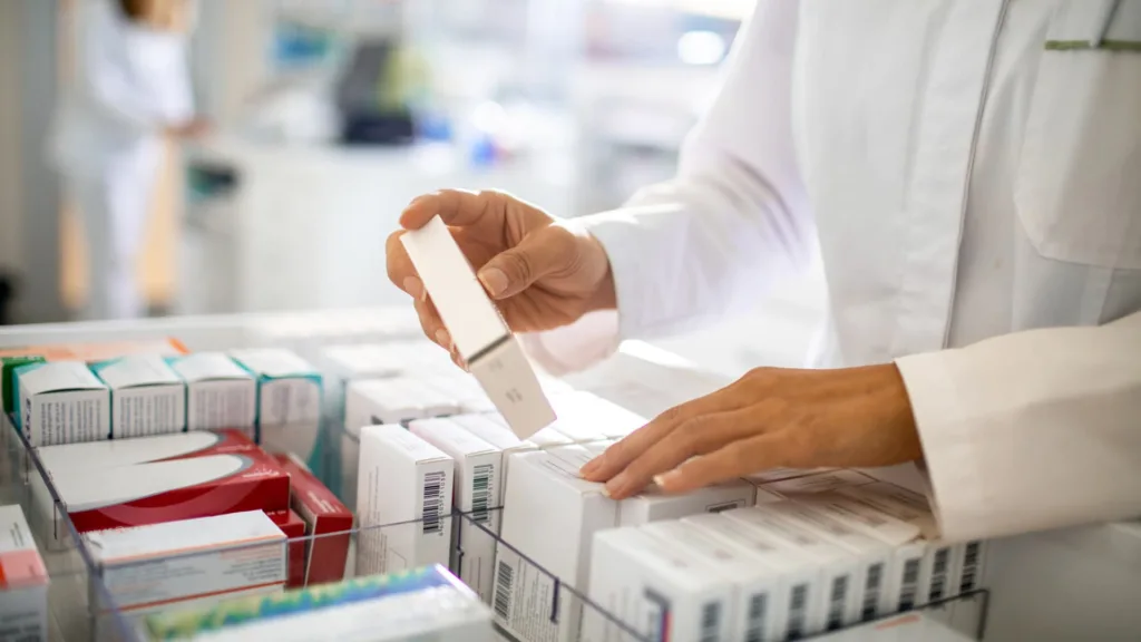Strep A Antibiotic Costs, Shortages Hit Drugstores Amid UK Outbreak • MV TELEGRAPH - Vimarsana News
