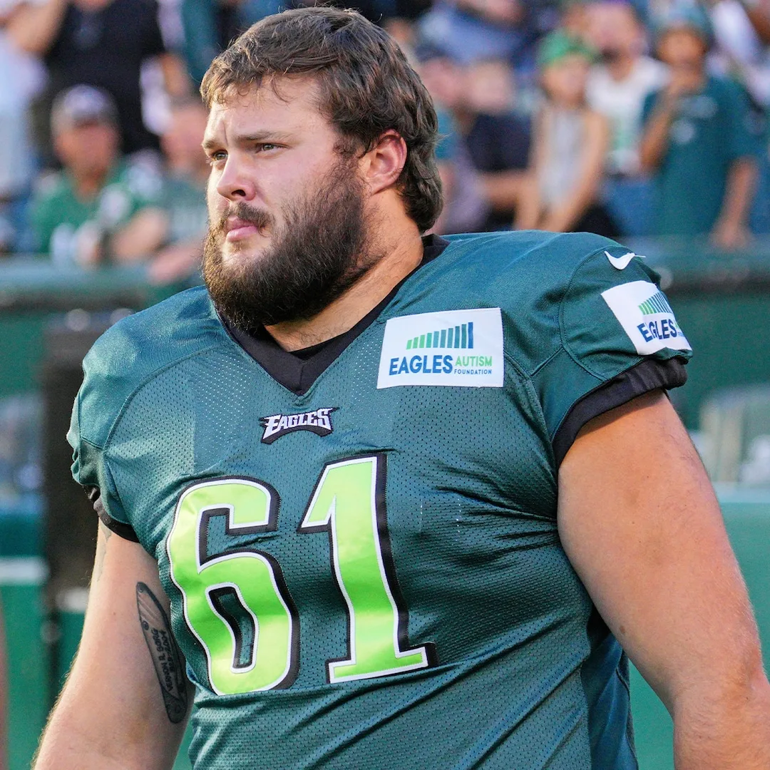 Eagles player Josh Sills accused of rape before Super Bowl