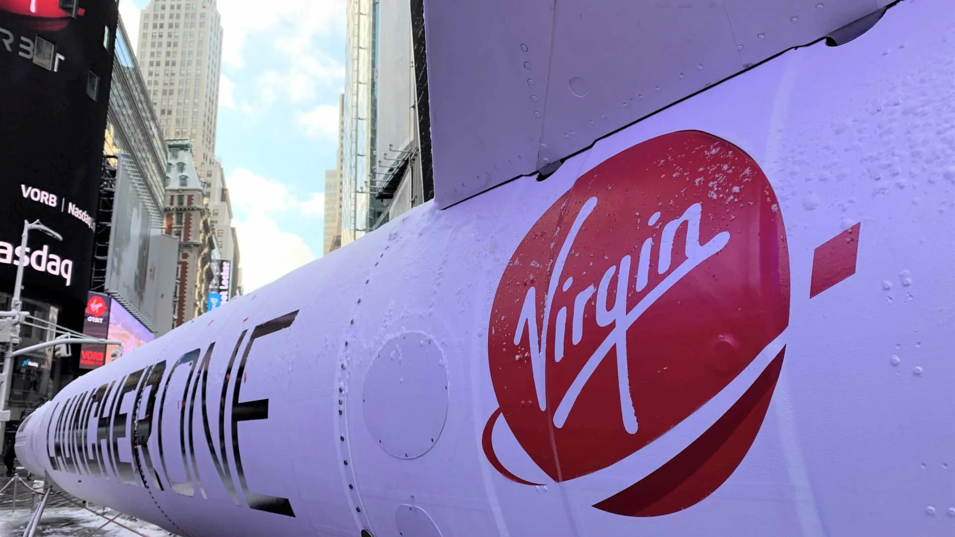 Virgin Orbit is scrambling to avoid bankruptcy as deal talks continue