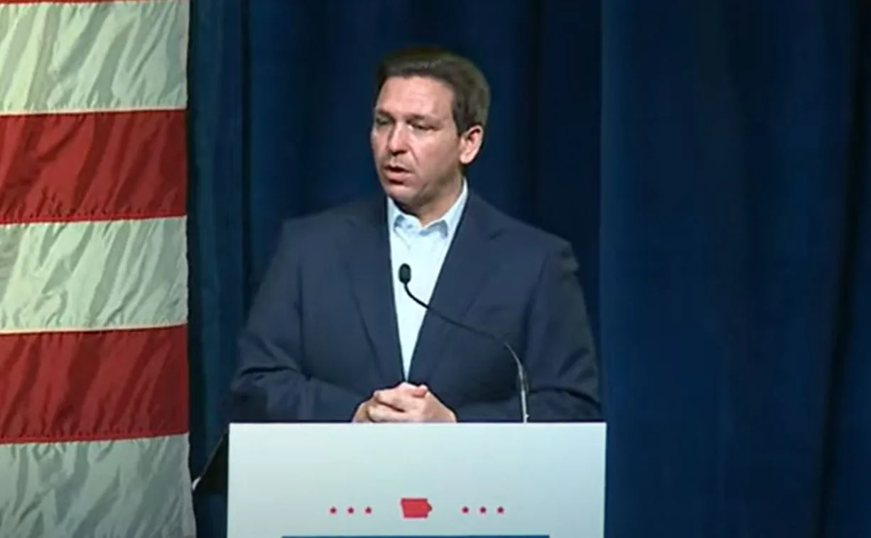Ron DeSantis tried interacting with people in Iowa and it didn't go well
