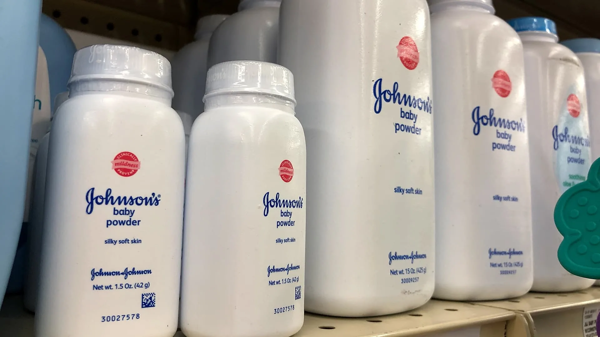 J&J pays $8.9 billion for cancer treatments with cosmetic talc products