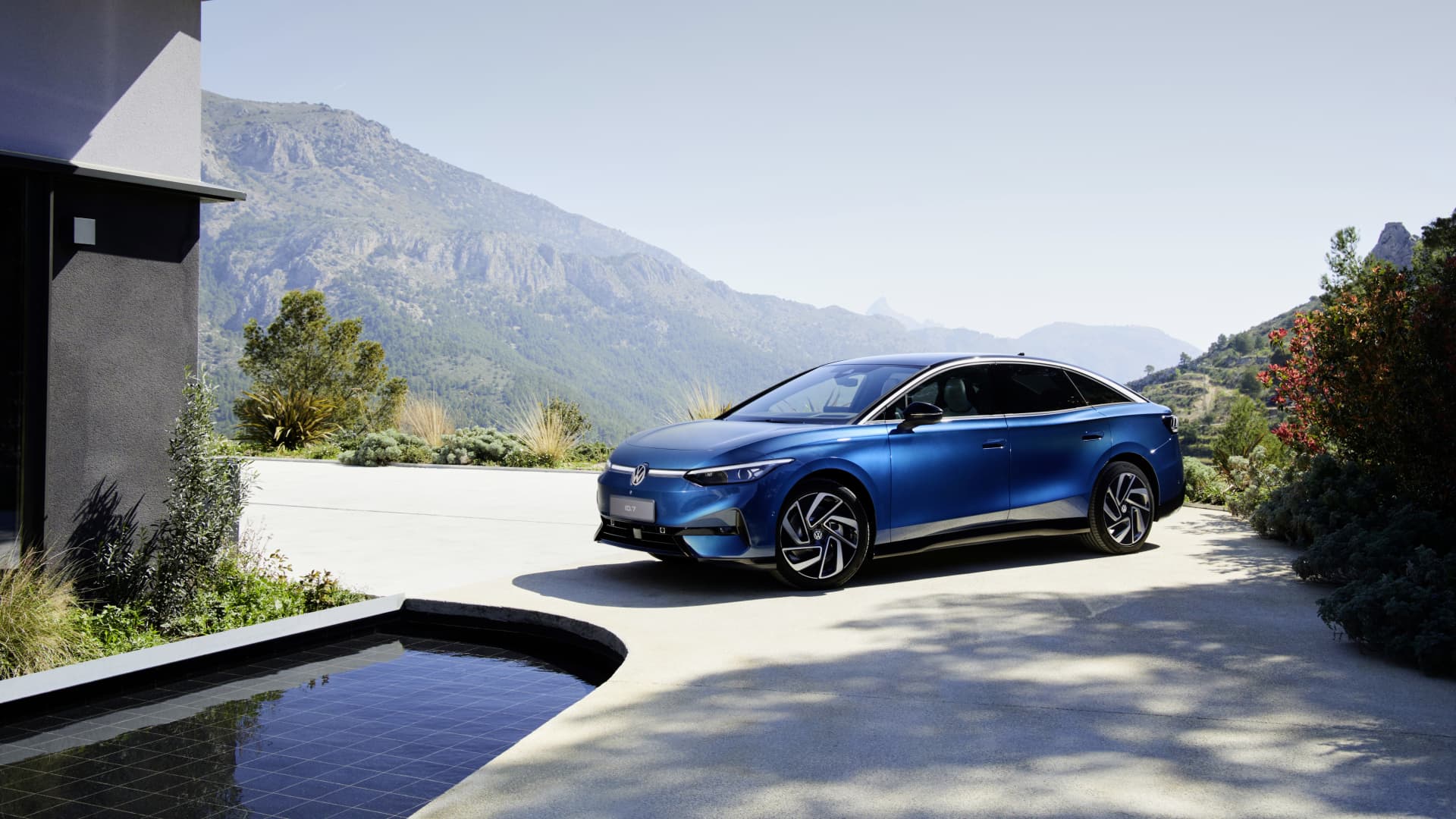 Volkswagen unveils ID.7 with greater than 300 miles EV vary 1 Volkswagen unveils ID.7 with more than 300 miles EV range