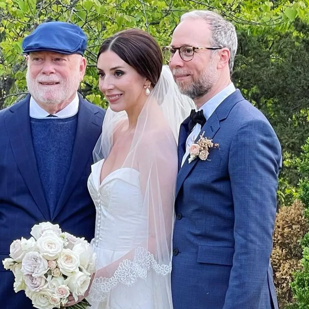 The Massive Bang Concept Alum Kevin Sussman Marries Addie Corridor • MV TELEGRAPH - Vimarsana News