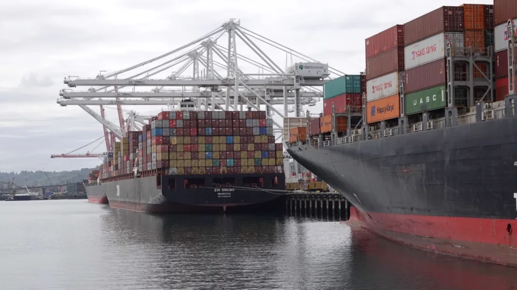 The Port Of Seattle Was Closed Resulting From Labor Disputes On The ILWU • MV TELEGRAPH - Vimarsana News