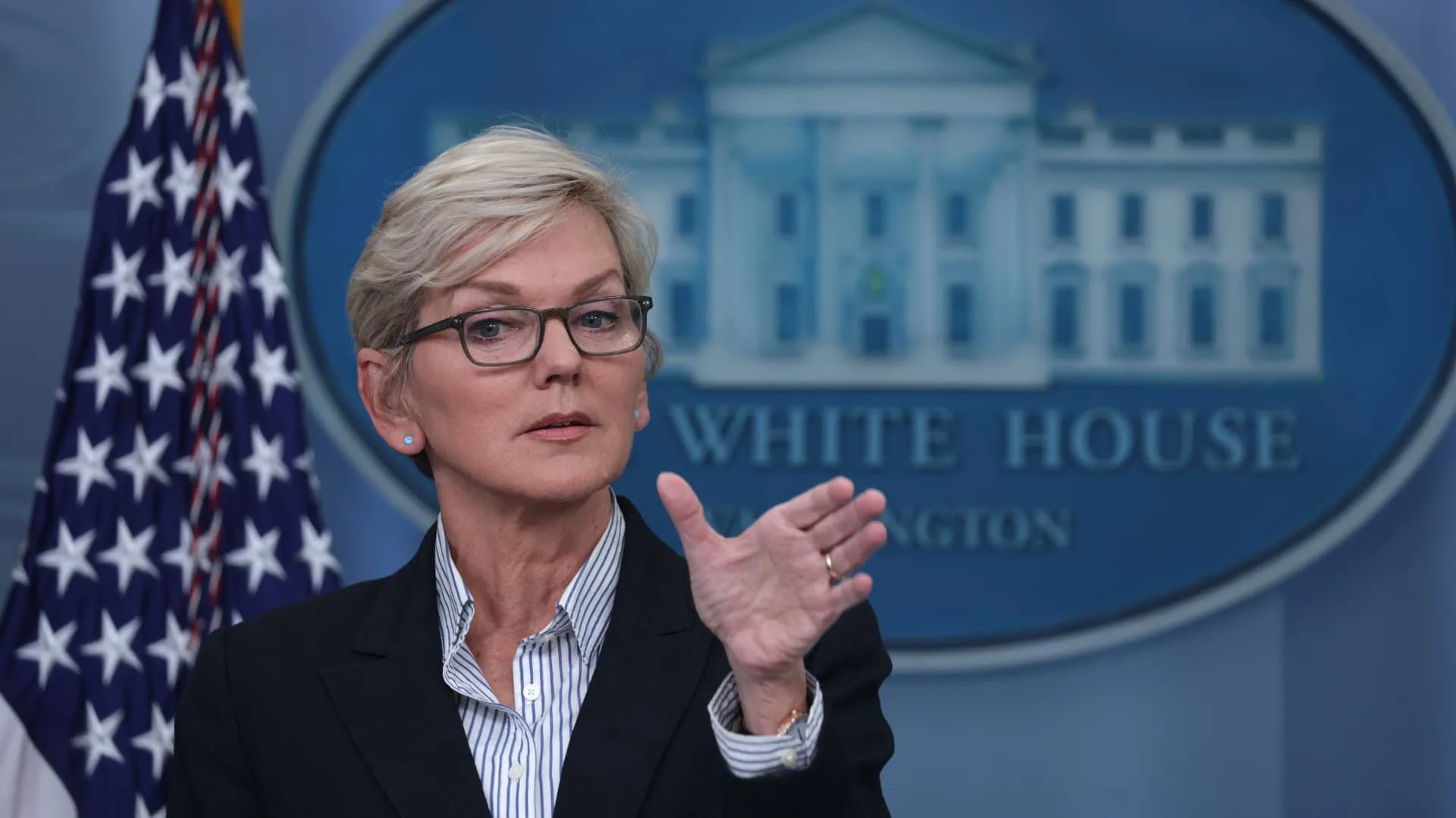 "We want oil prices to go down," says the US Secretary of Energy