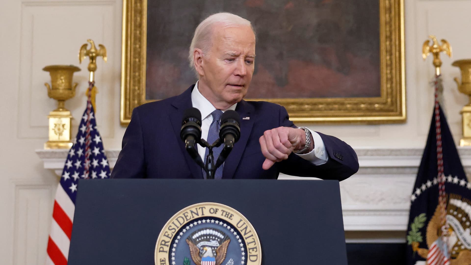 Biden tries to calm Democrats as 2024 drop-out stress mounts 8 Biden tries to calm Democrats as 2024 drop-out pressure mounts