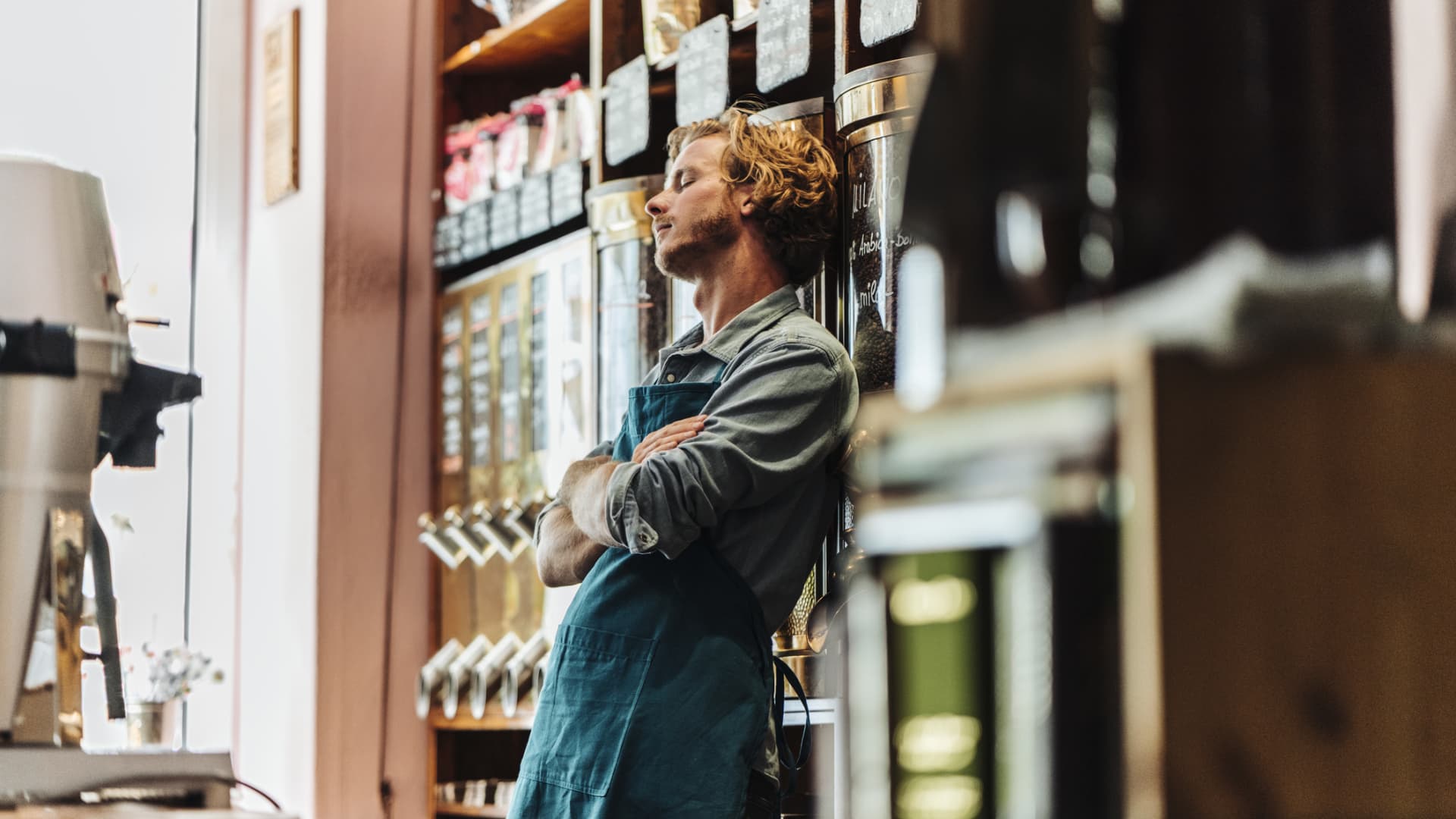 Mother and pop outlets minimize software program spending, creating Wall Avenue jitters 9 Mom and pop shops cut software spending, creating Wall Street jitters