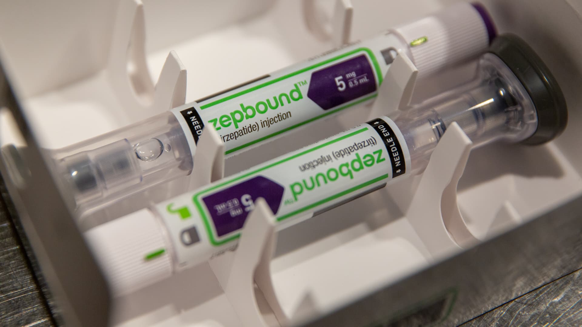 FDA approves Eli Lilly's weight reduction drug Zepbound for sleep apnea 8 FDA approves Eli Lilly's weight loss drug Zepbound for sleep apnea