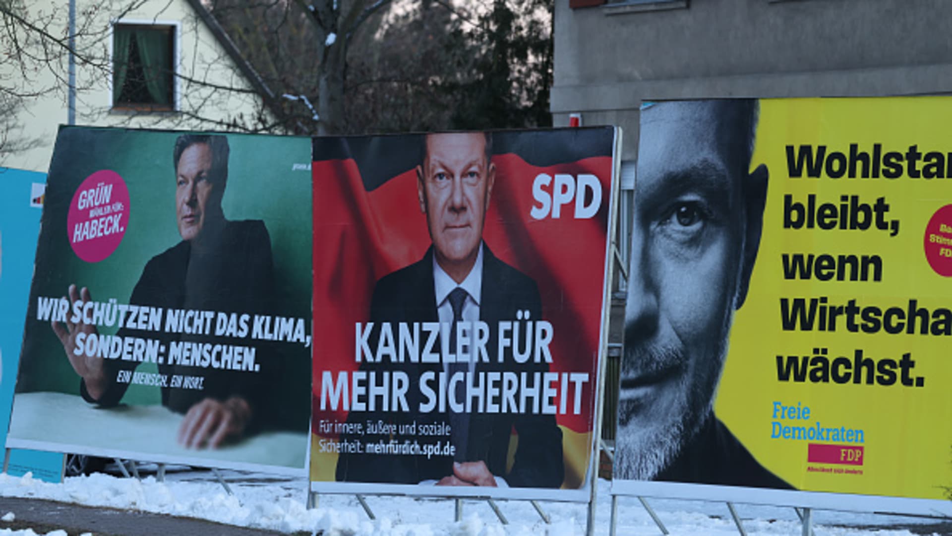 Germans head to the polls in crucial election with far-right good points anticipated 1 Germans head to the polls in critical election with far-right gains expected