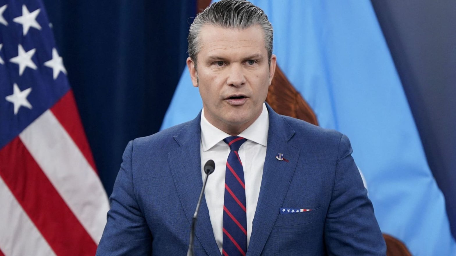 Hegseth dismisses issues concerning the Strait of Hormuz in gentle of the Iran battle 1 Hegseth dismisses concerns about the Strait of Hormuz in light of the Iran war