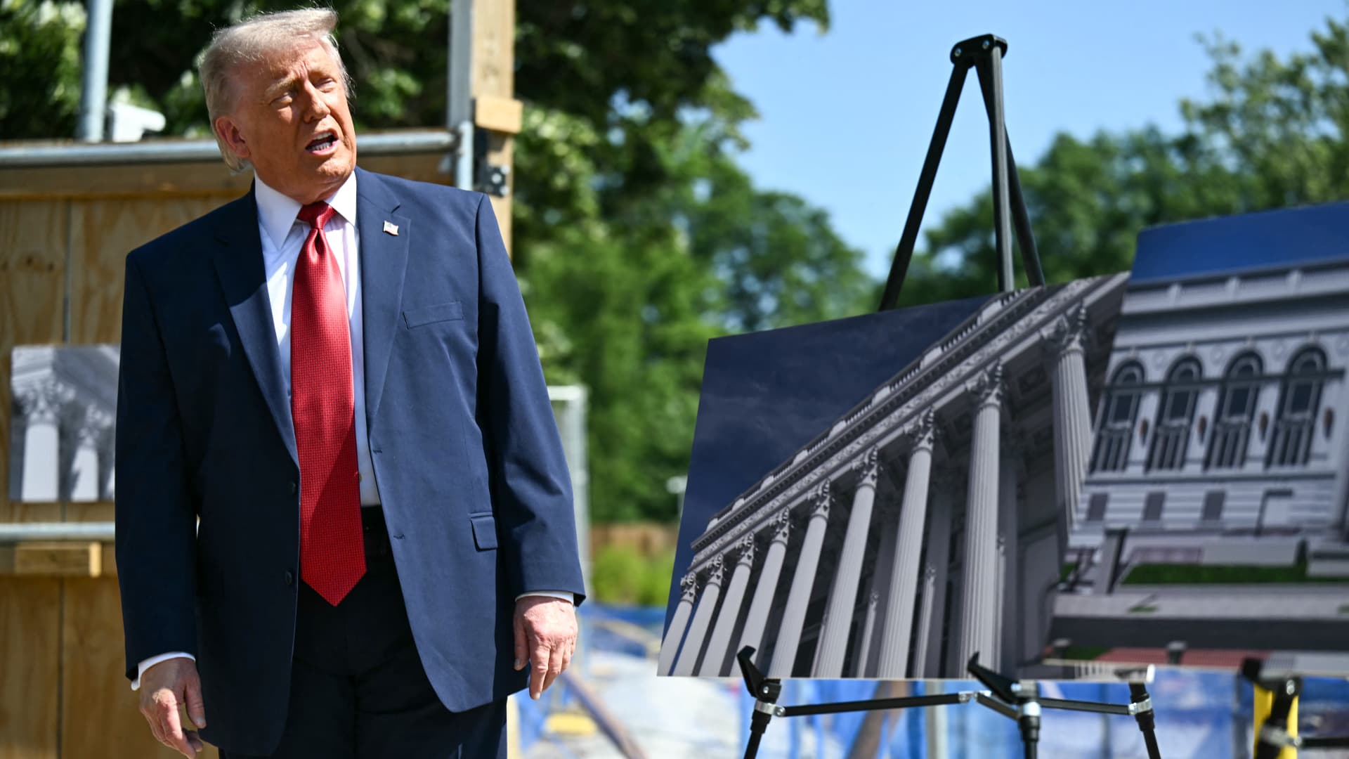 Republicans take away Trump’s ballroom cash from immigration legislation